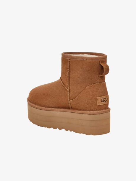 Classic mini platform in pelle scamosciata 1134991 CHE UGG