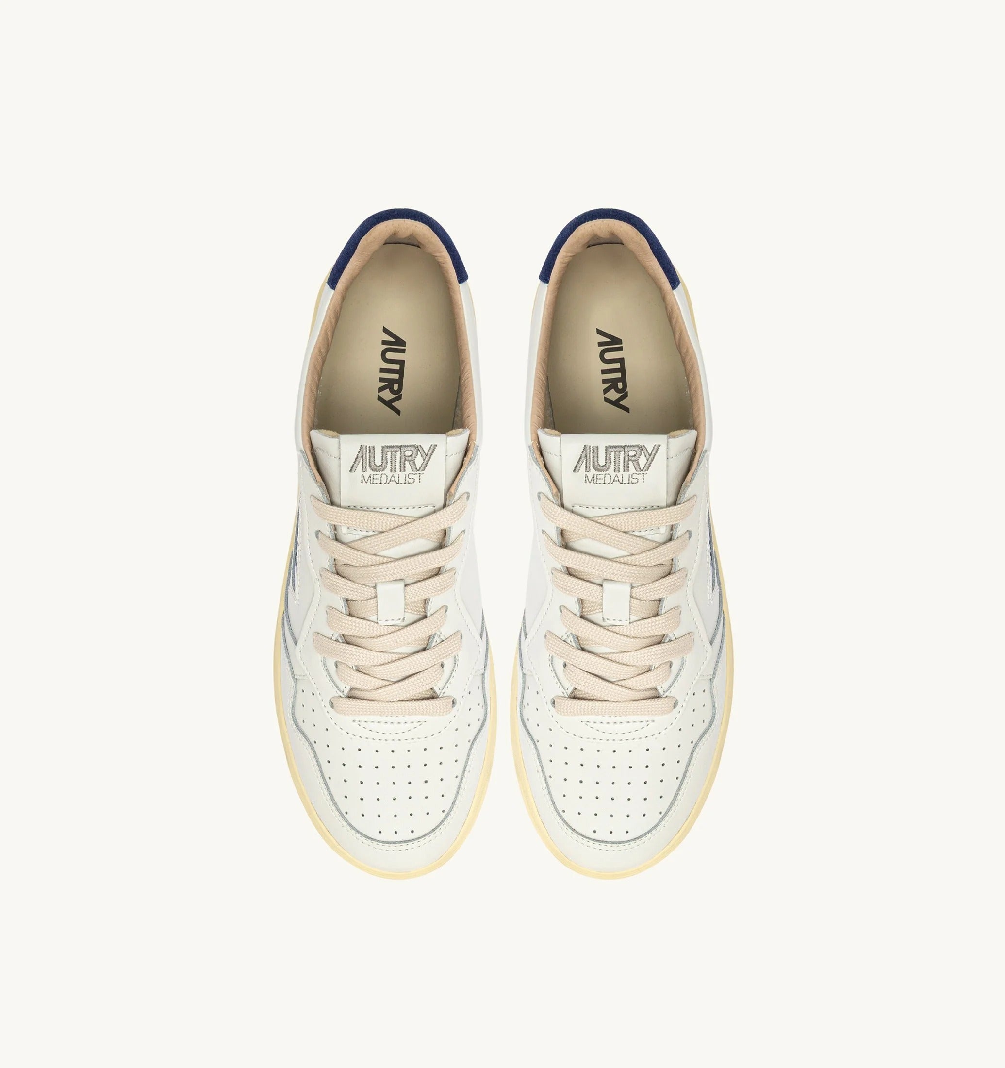 AUTRY SNEAKERS<BR/>SNEAKERS MEDALIST LOW IN PELLE BIANCA E SUEDE BLUE DEPTHS AULM BJ03 AUTRY ACTION SHOES