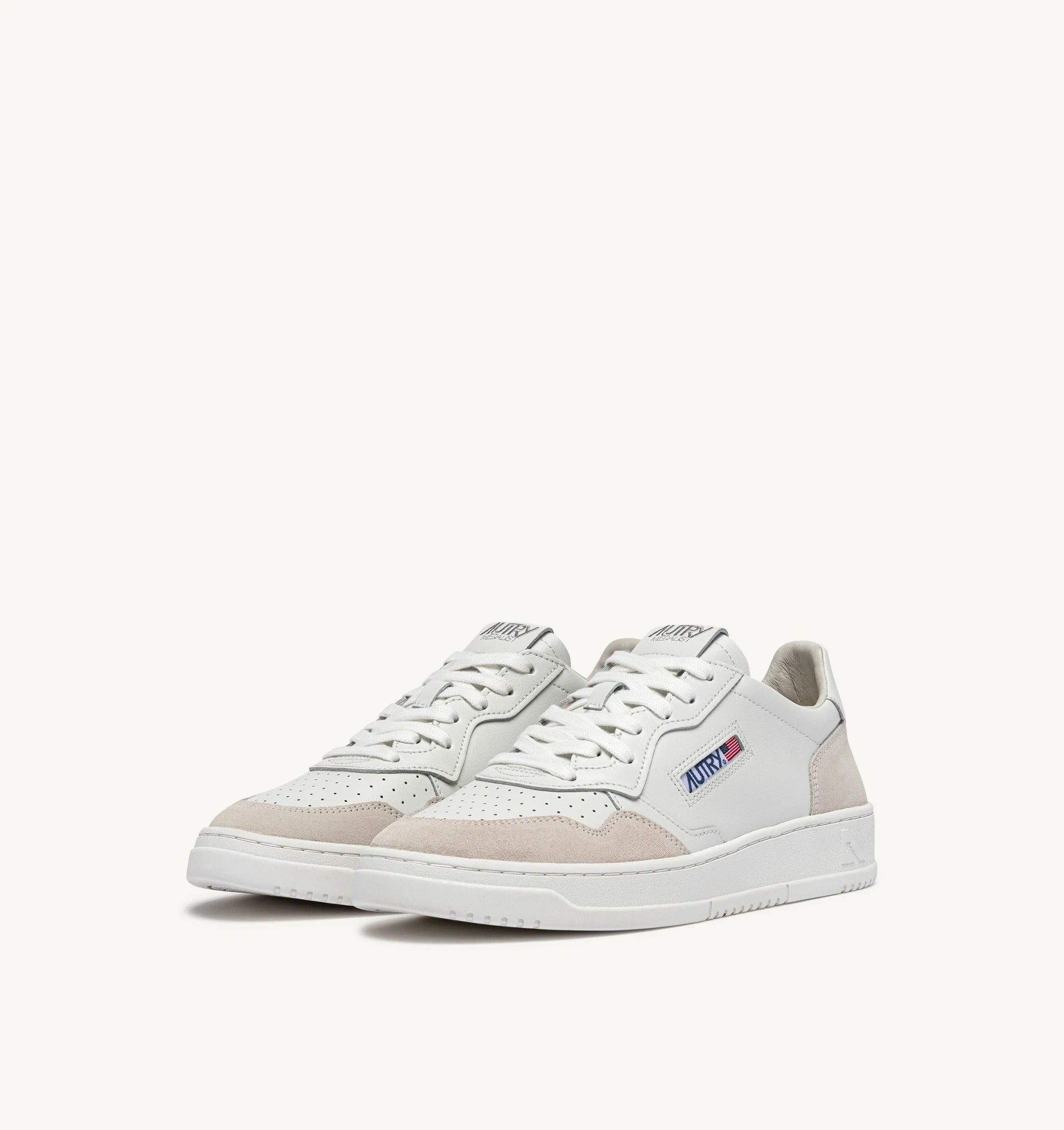 AUTRY SNEAKERS<BR/>SNEAKERS MEDALIST LOW IN SUEDE E PELLE BIANCA AULM LS30 AUTRY ACTION SHOES