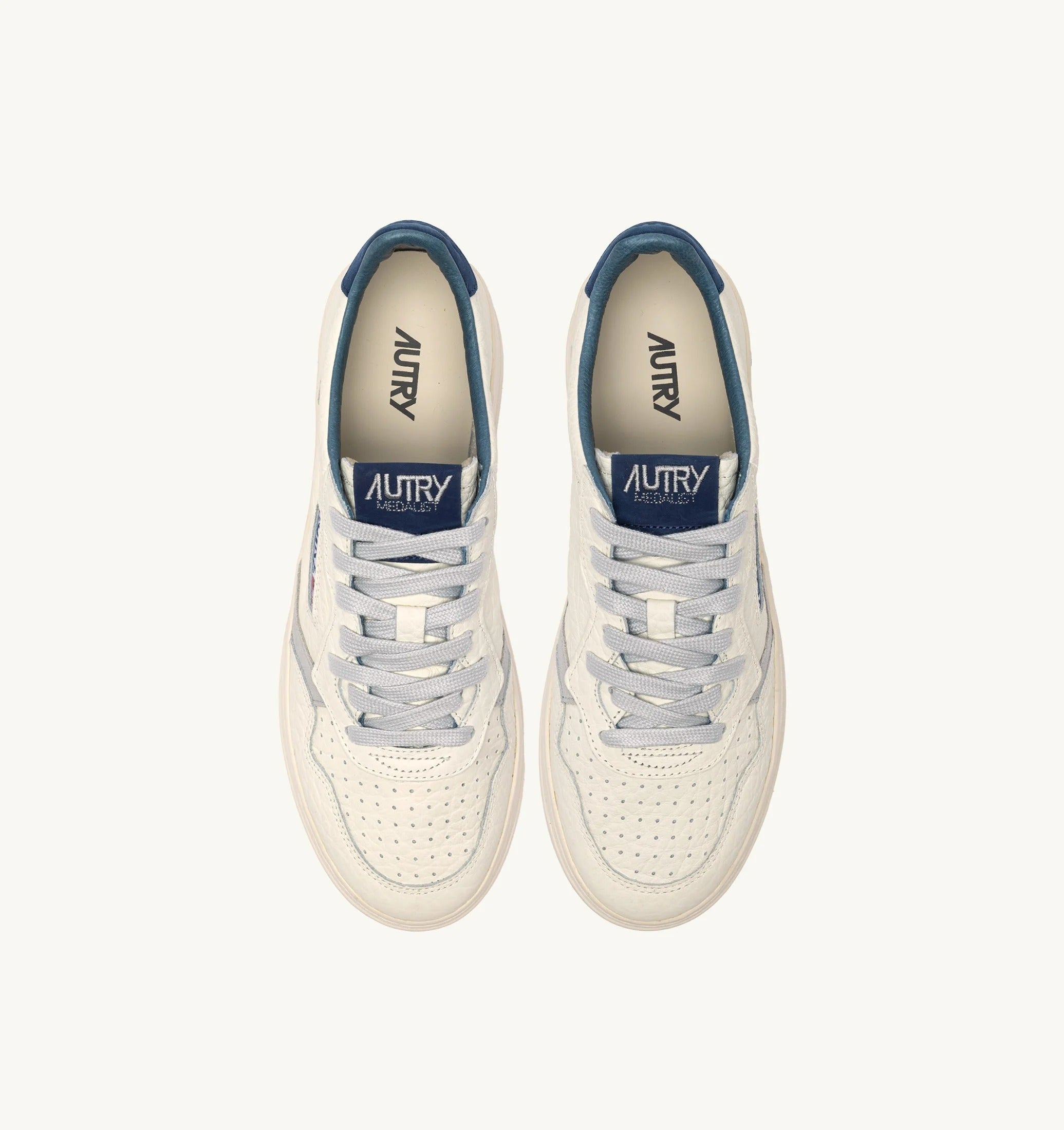 AUTRY SNEAKERS<BR/>SNEAKERS MEDALIST LOW IN PELLE BLUE DEPTHS E VAPOR AULM NE20 AUTRY ACTION SHOES