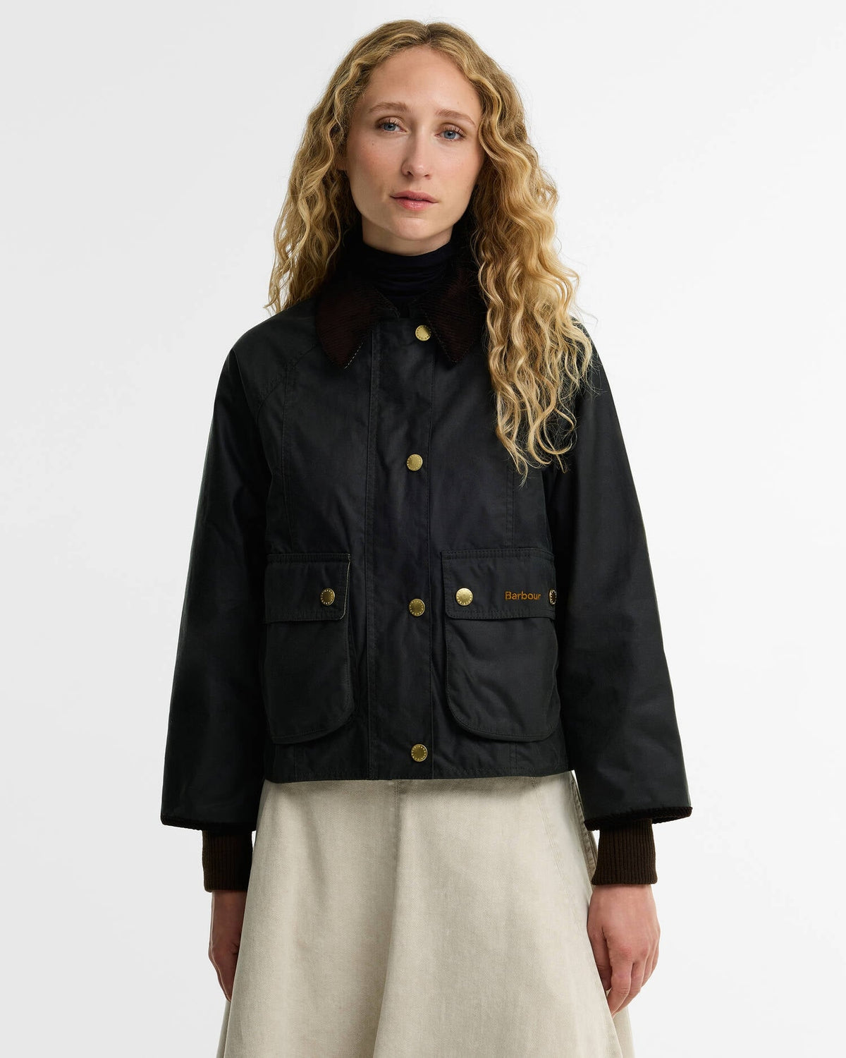 Giacca cerata Beadnell dal taglio crop LWX1403 SG51 BARBOUR