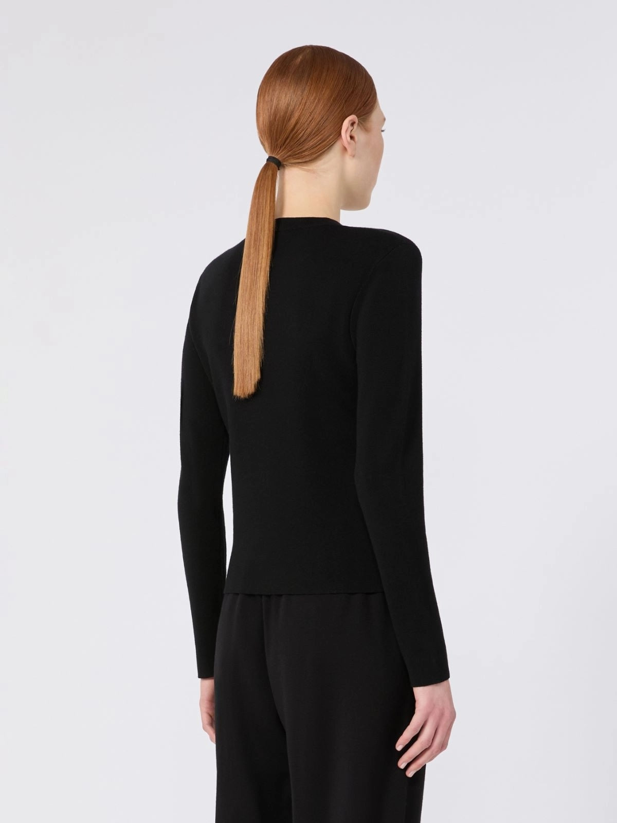 MAX MARA<BR/>Maglia in filato di lana con logo a rilievo - Nero MXMMANTO 003 MAX MARA