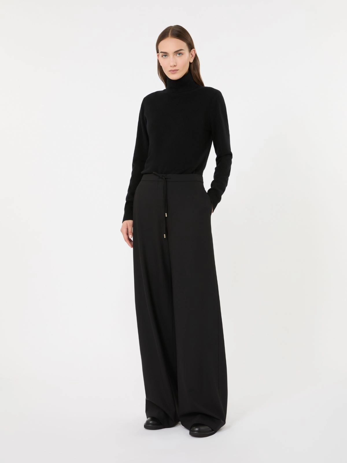 STUDIO<BR/>Dolcevita in lana e cachemire - Nero MSTEDUCATA 010 MAX MARA STUDIO