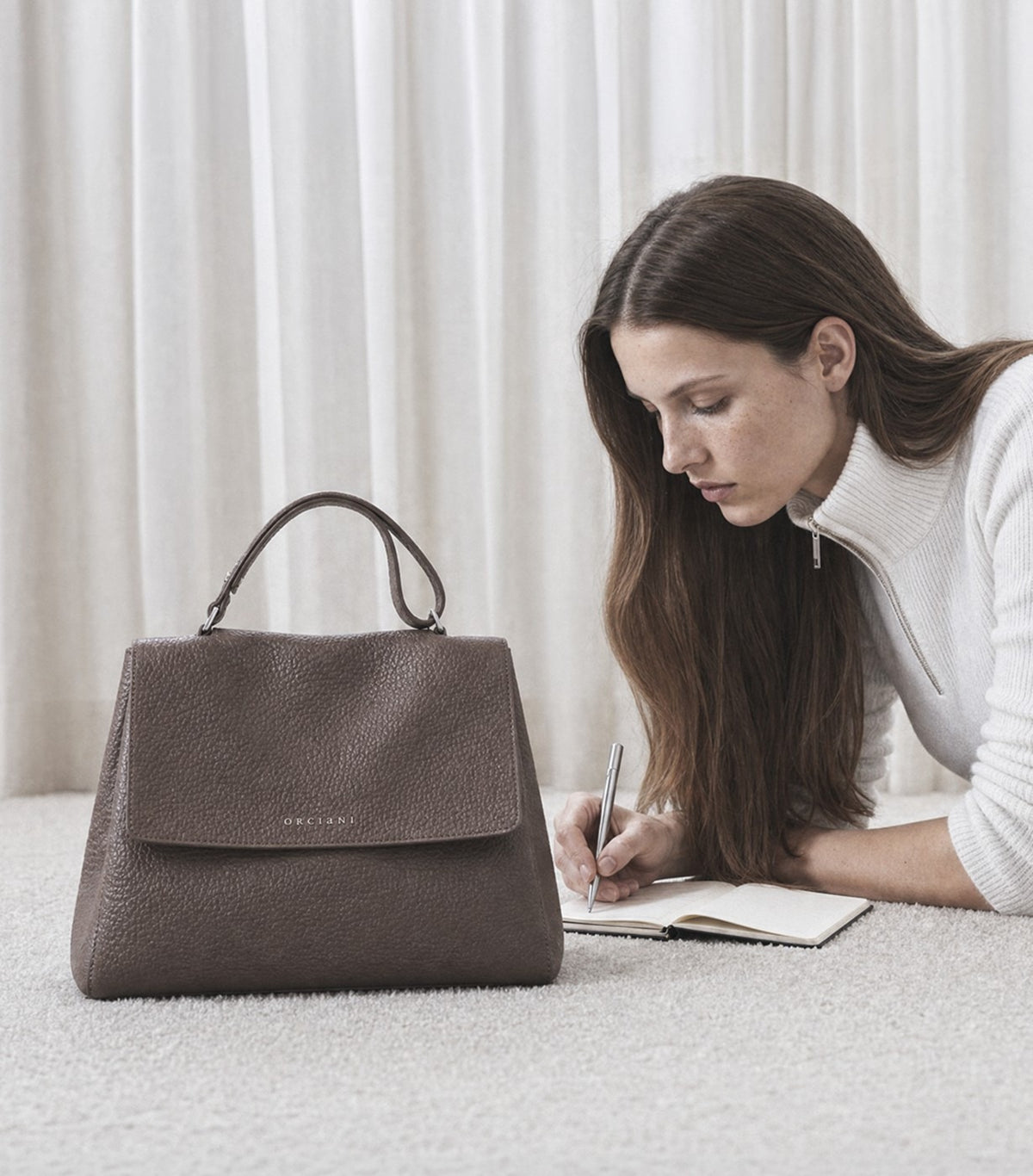 Borsa Sveva Soft Midi a spalla in pelle con tracolla<BR/> BT2006SOF VISONE ORCIANI