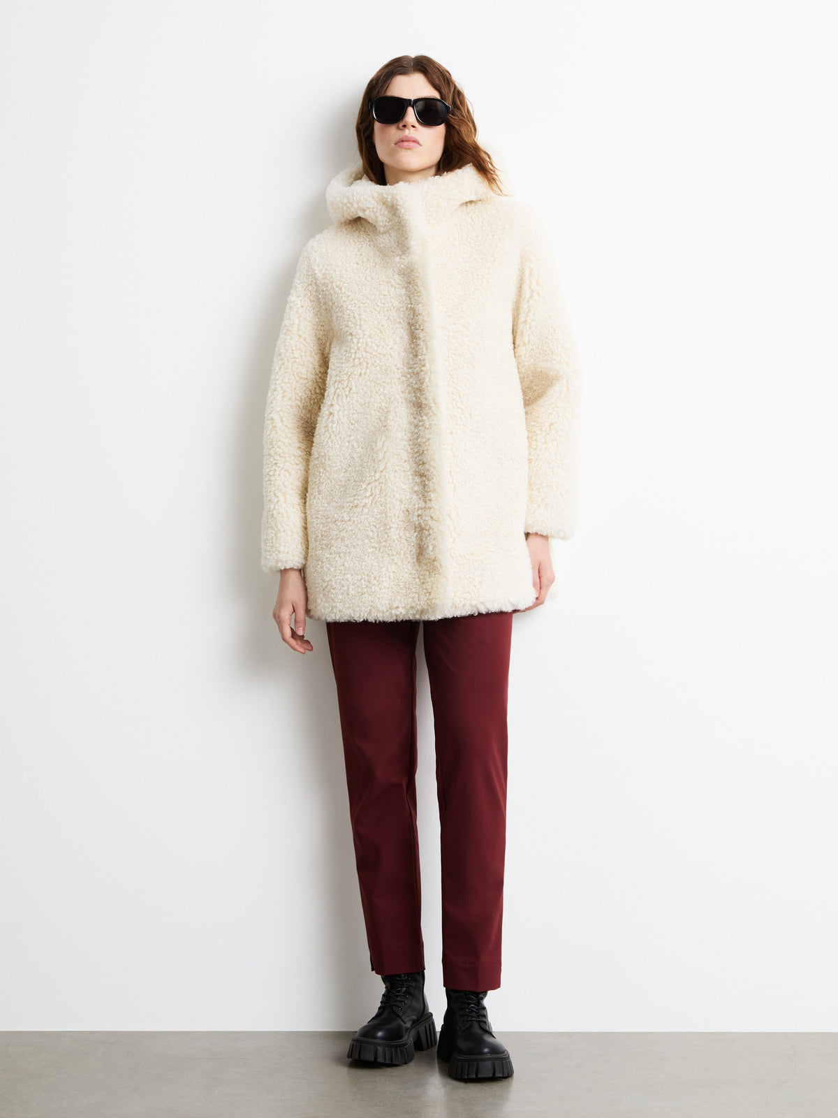 Lamb Hood Wom Jkt<BR/> W26571 85 RRD