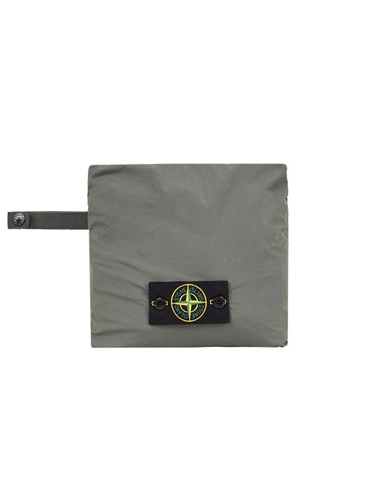 Giacca con cappuccio impacchettabile 801540425 V0059 STONE ISLAND