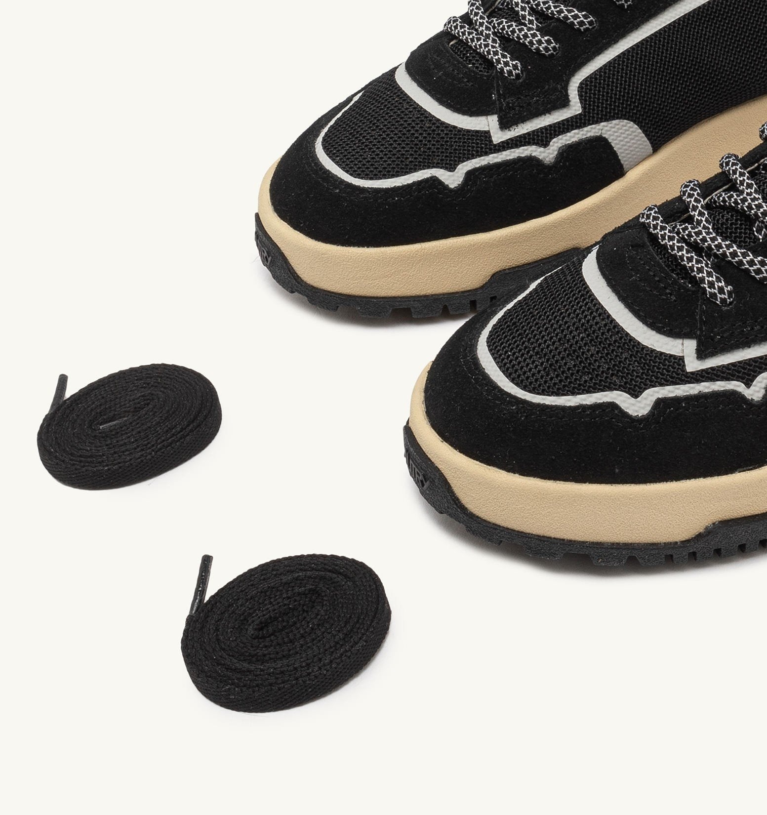 SNEAKERS WILDPACE LOW IN MESH E SUEDE COLORE NERO<BR/> LDLM AK06 AUTRY ACTION SHOES
