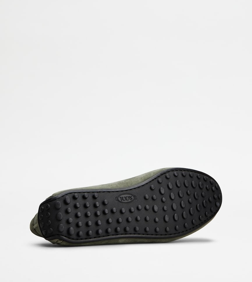 City Gommino Mocassino in Pelle Scamosciata<BR/> XXM42C00640REO V813 TOD'S