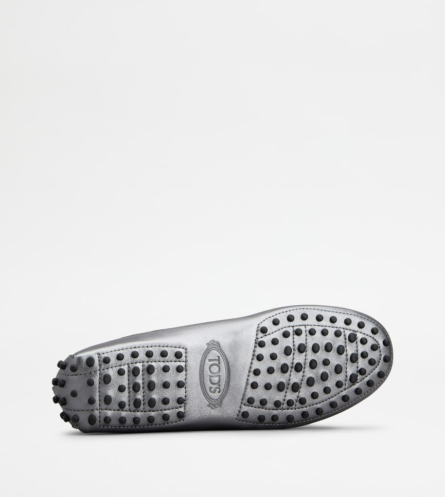 Gommino Mocassino in Pelle<BR/> XXW00G00010S8F B205 TOD'S