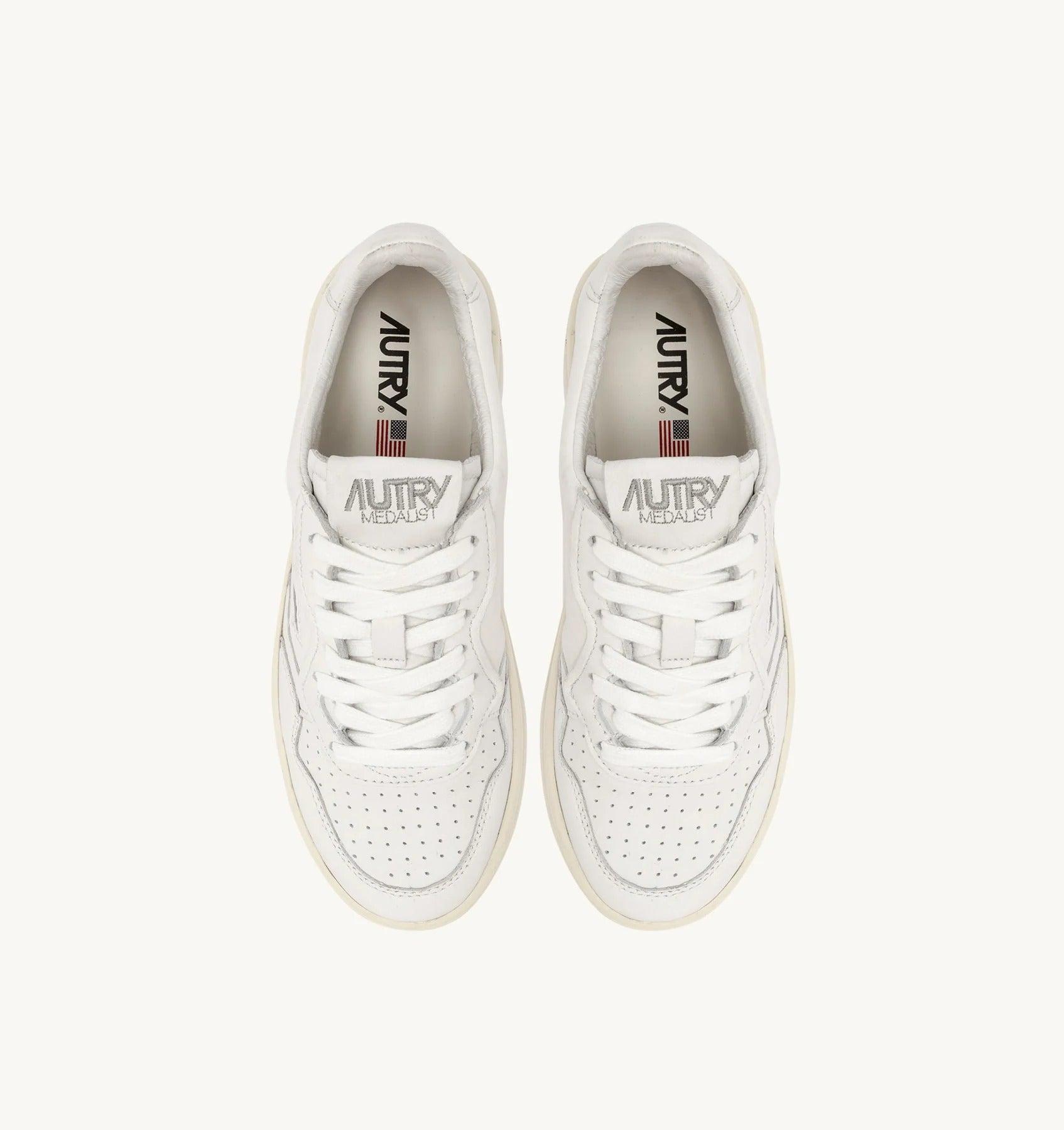 SNEAKERS MEDALIST LOW IN NAPPA BIANCA SUPER SOFT<BR/> AULW GG04 AUTRY ACTION SHOES