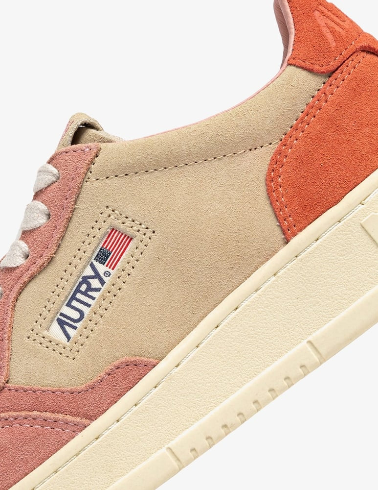 Medalist in suede color rosa e rosso AULW TS26 AUTRY ACTION SHOES