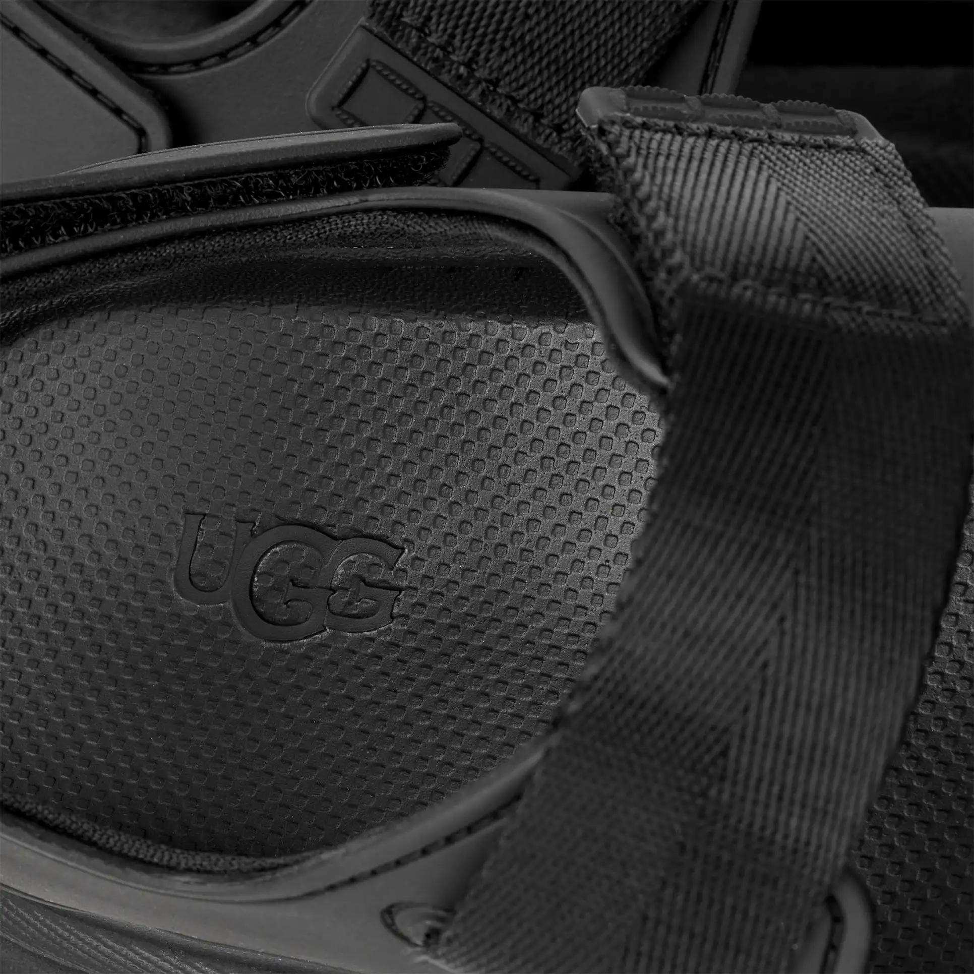 Donna Sandali GoldenGlow<BR/> 1152685 BLK UGG