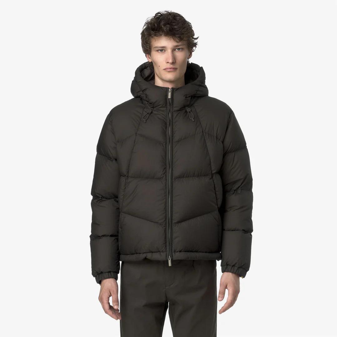 QUILL THERMO LIGHT RIPSTOP<BR/>BLACK OLIVE COMBO<BR/>Piumino corto da uomo in oliva nero con isolamento in piuma K7136GW B38 K-WAY