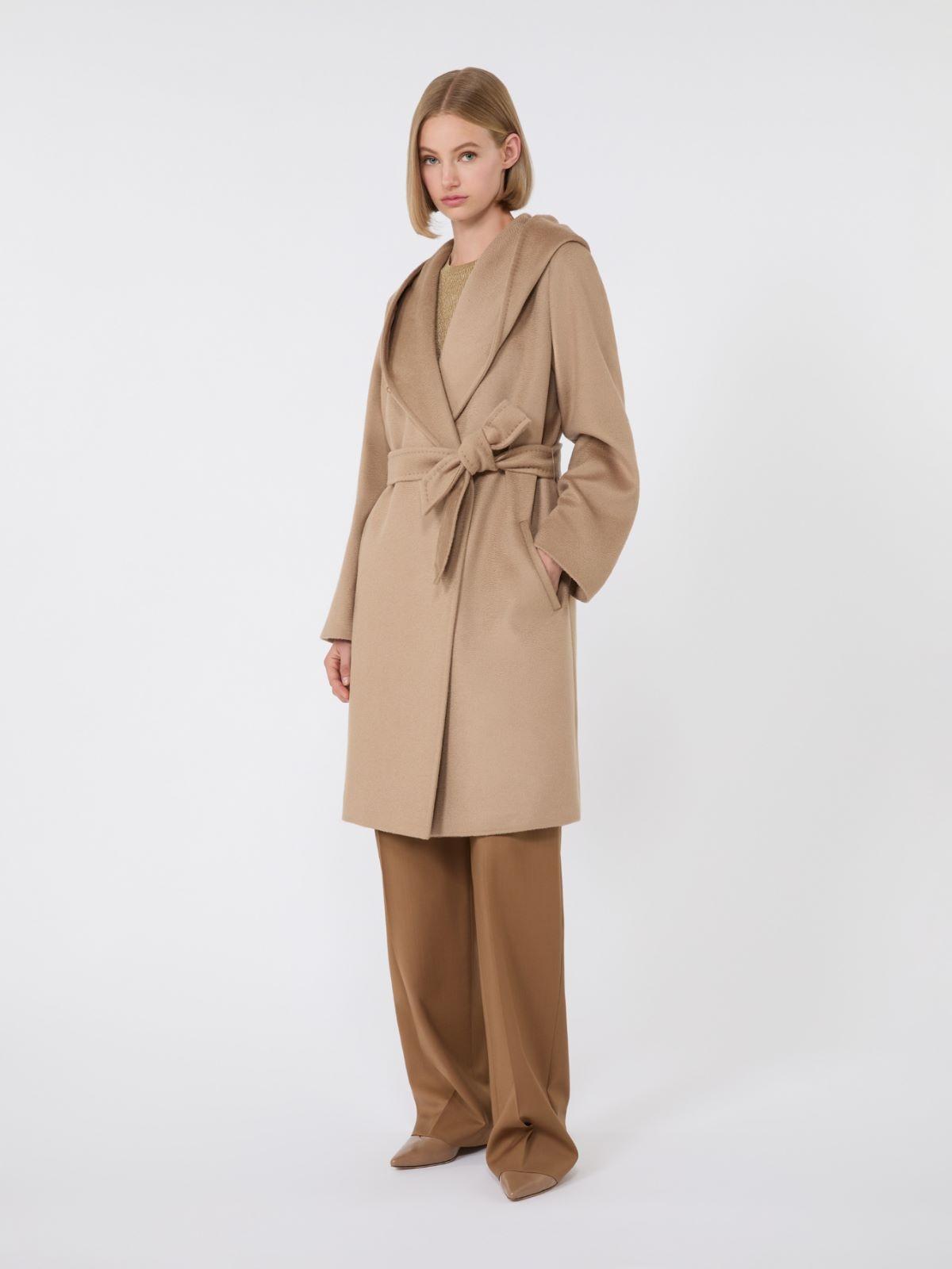 Cappotto con cappuccio in lana NEWMANG 006 MAX MARA STUDIO