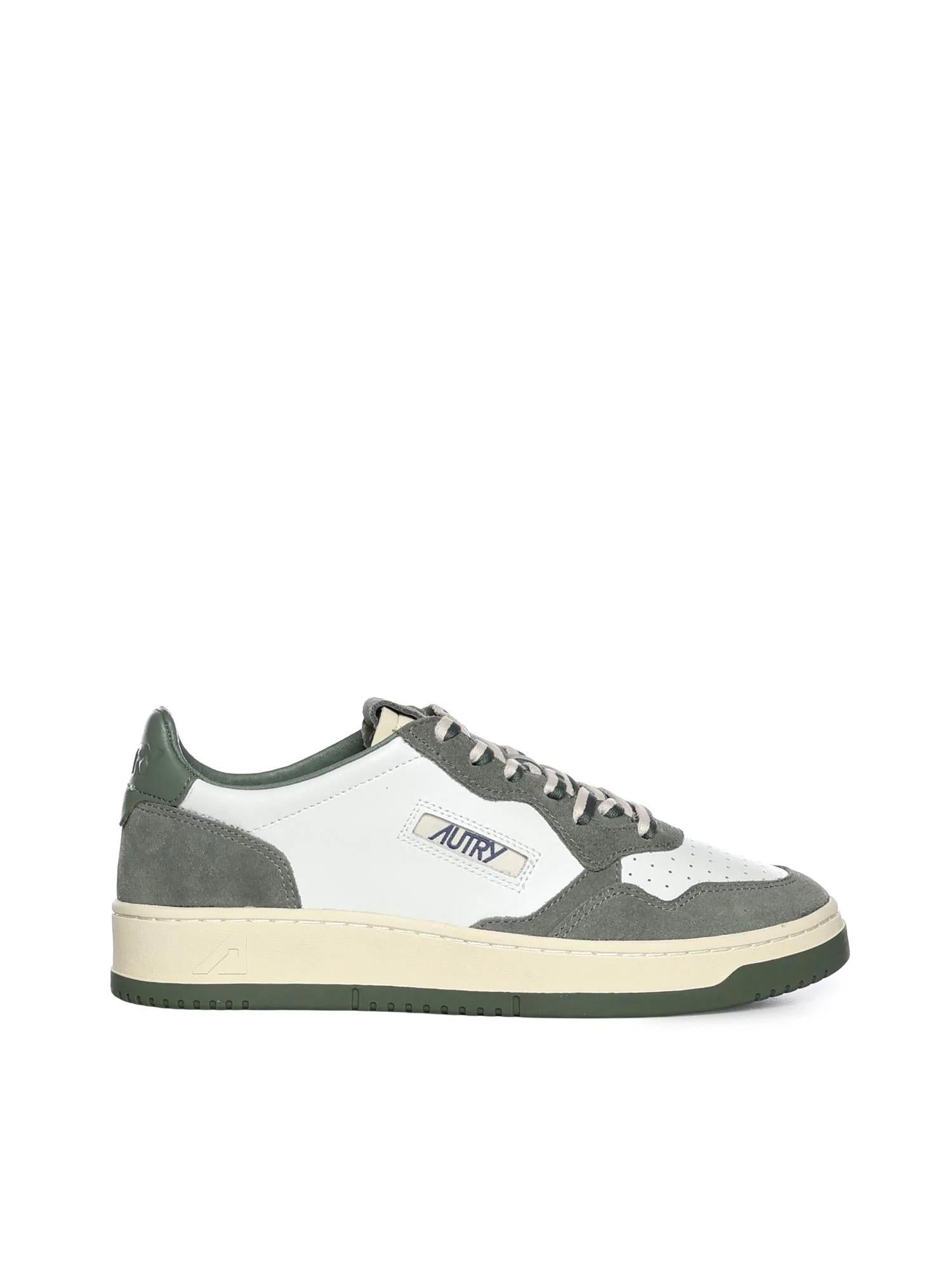 Sneakers Medalist bianche e verdi in pelle scamosciata AULM BW02 AUTRY ACTION SHOES