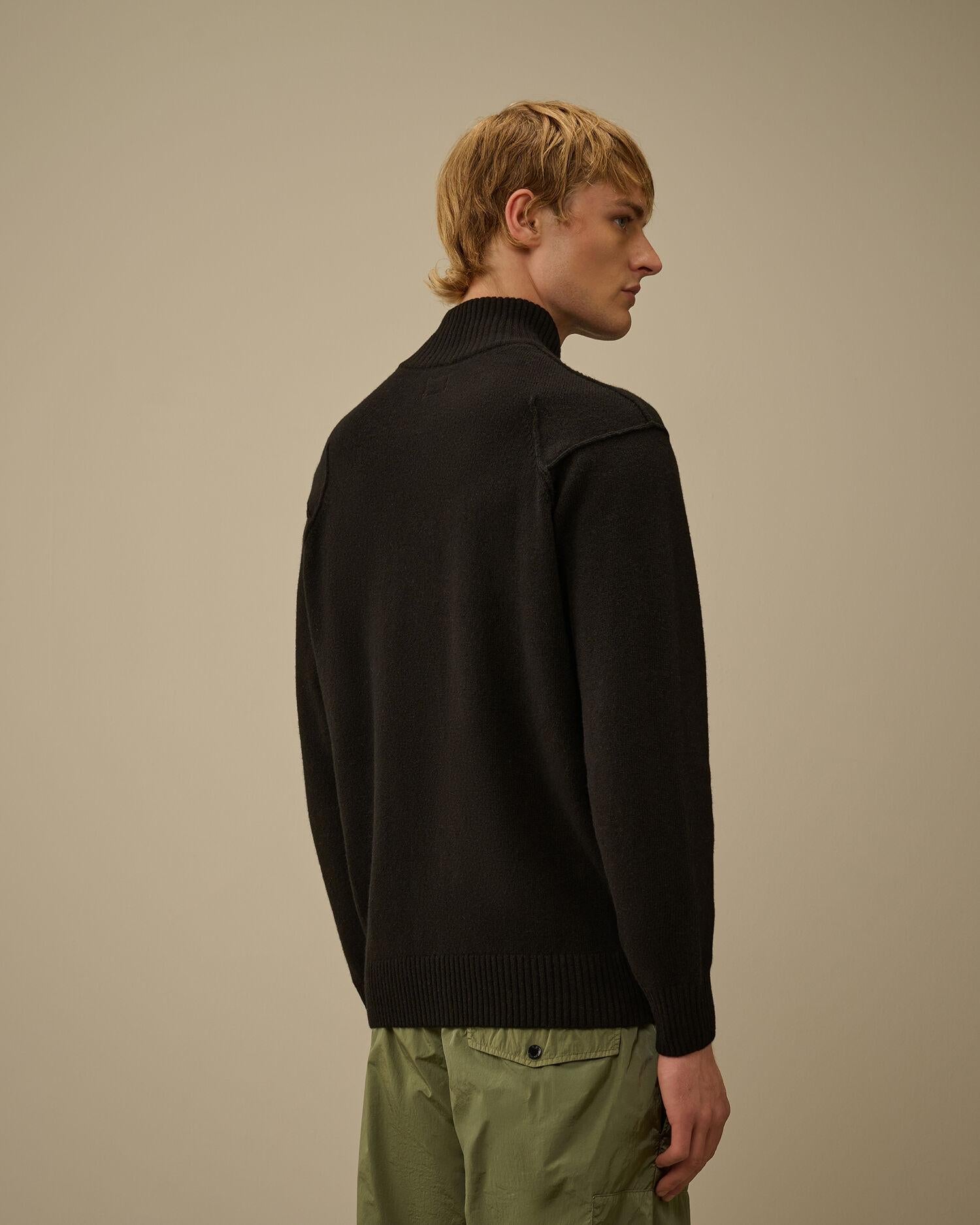 Lambswool GRS Full Zip Sweater CMKN708A 999 C.P. COMPANY