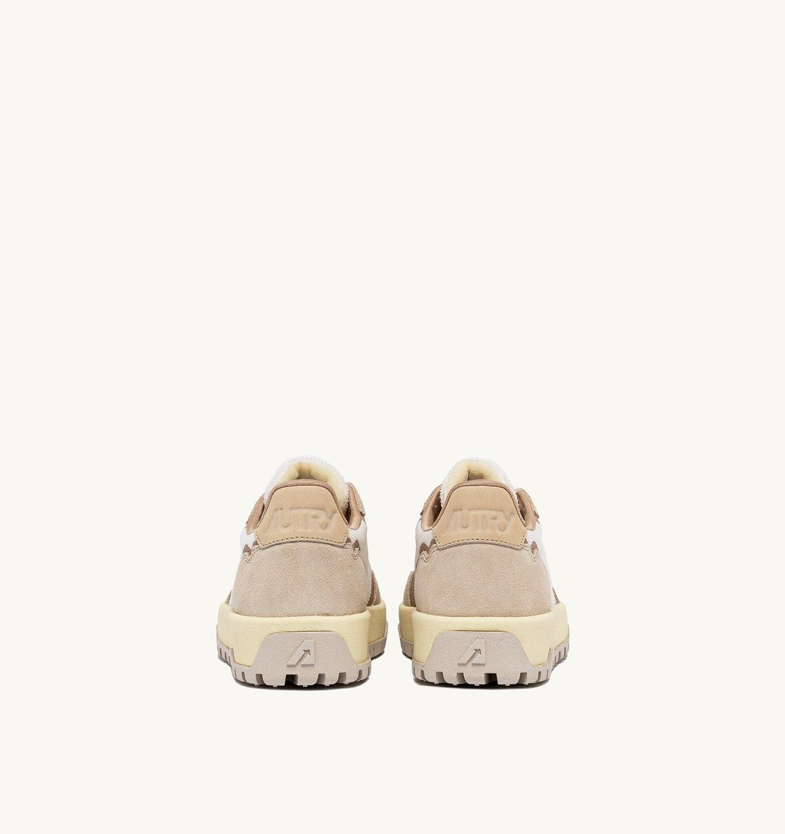 SNEAKERS WILDPACE LOW IN MESH E SUEDE COLORE WHISPER WHITE E SAND