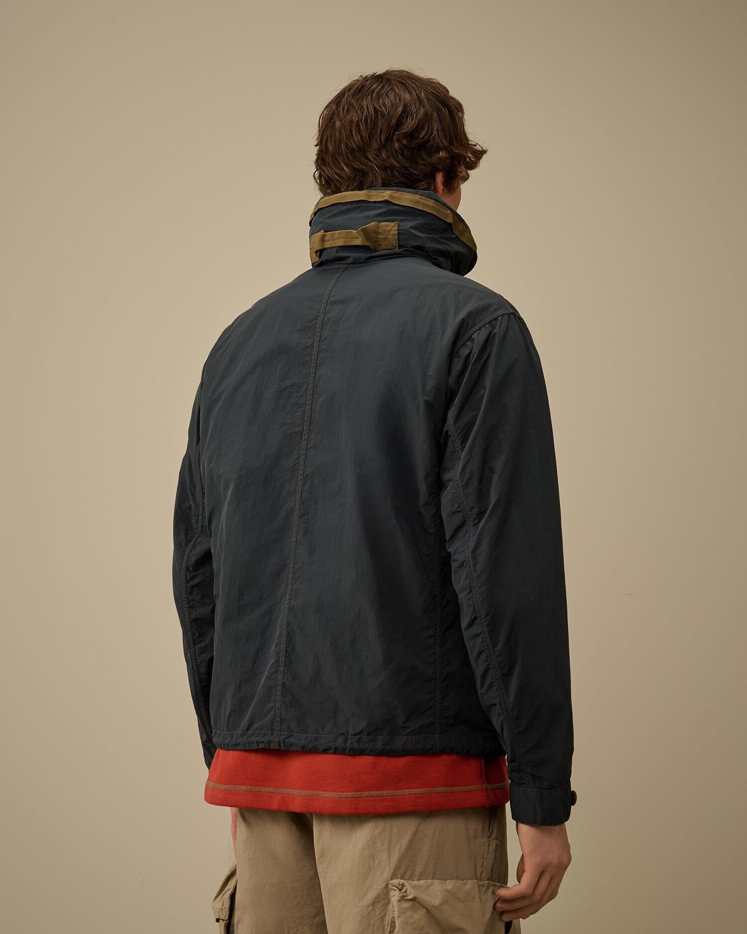 Contrast Flatt Nylon Hooded Jacket