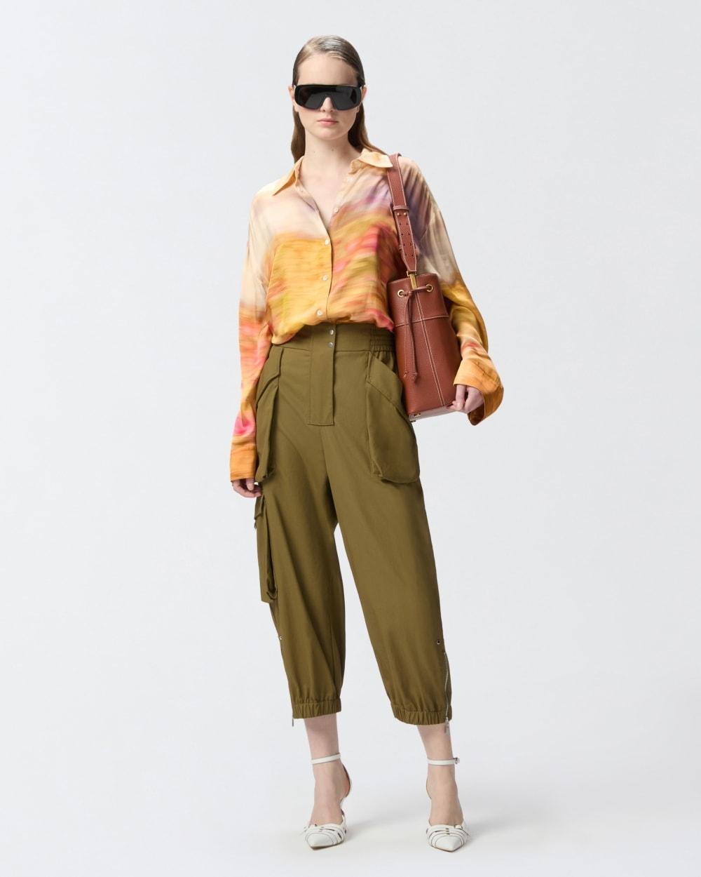 Camicia in satin con stampa paesaggio