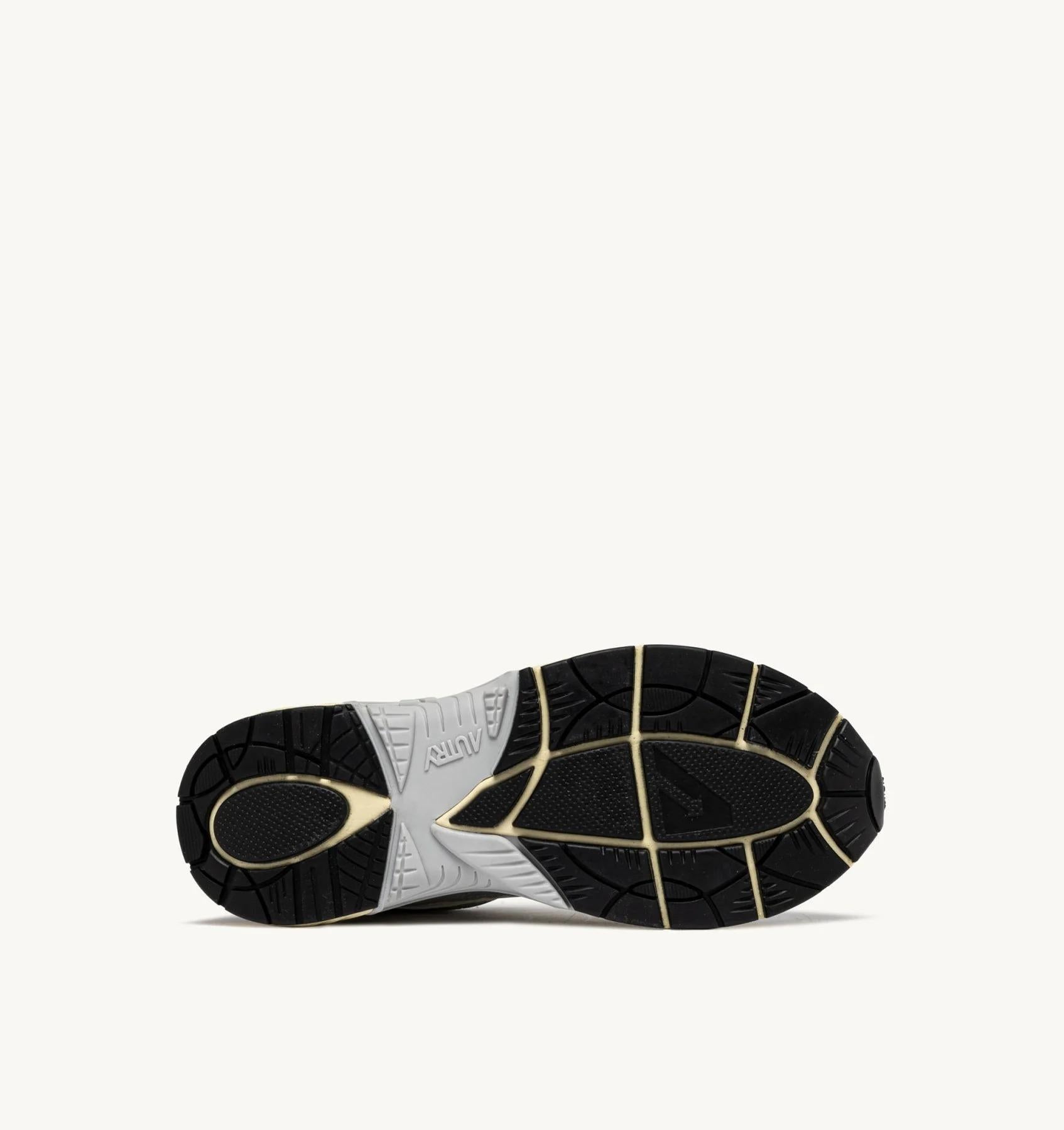 SNEAKERS HYPERWAY IN PELLE SINTETICA E MESH BIANCO ARGENTO E NERO<BR/> HYLM MV03 AUTRY ACTION SHOES