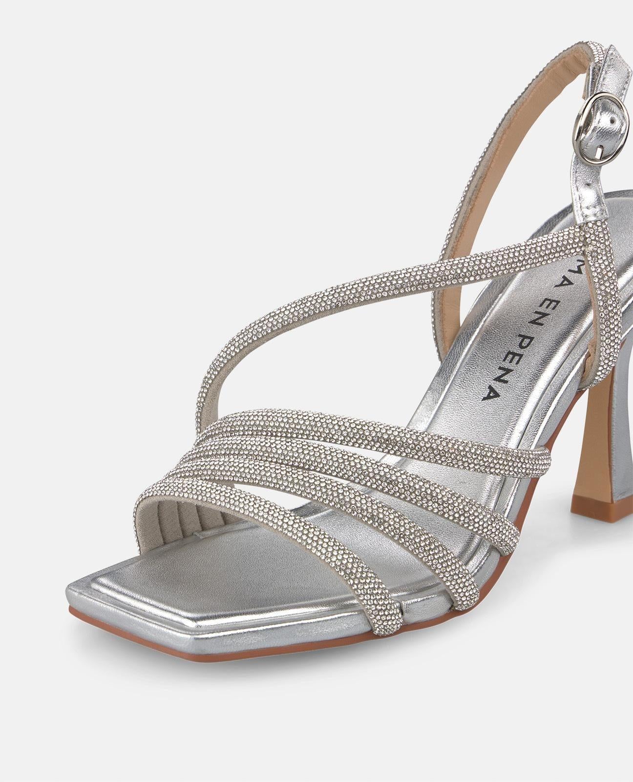 SANDALO A FASCE INCROCIATE CON STRASS