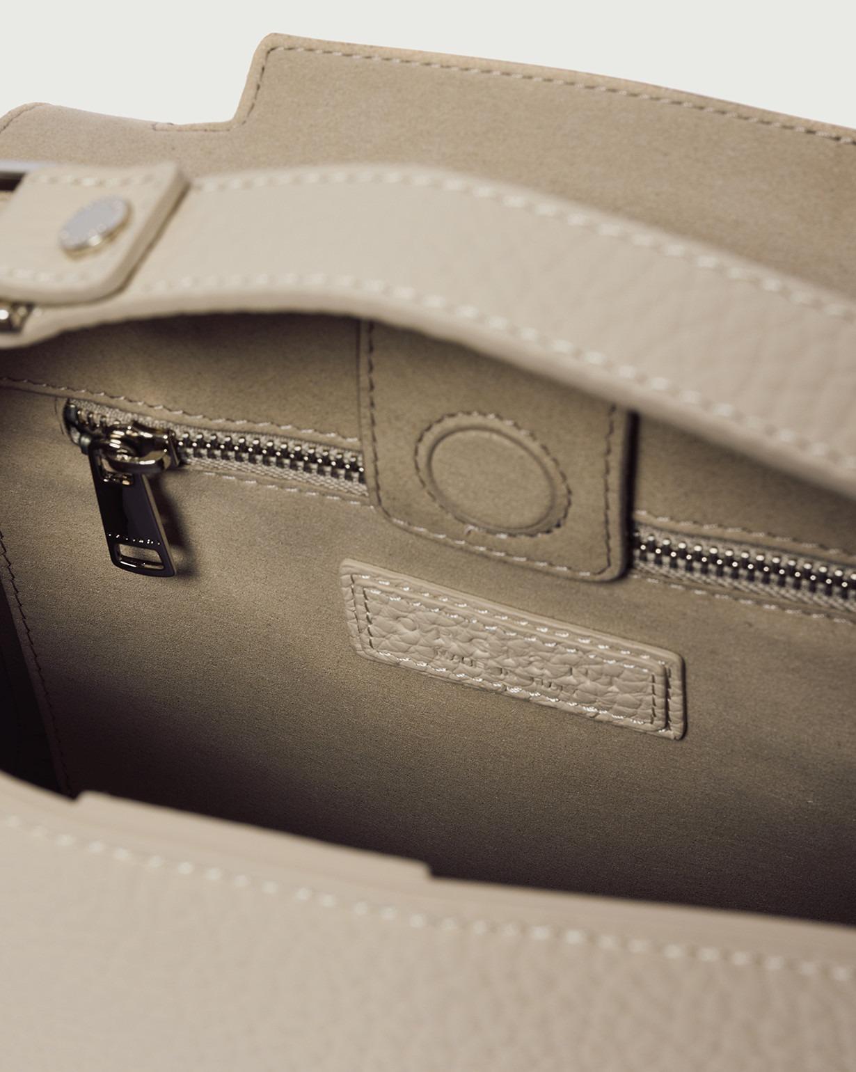 Borsa Sveva Soft Piccola a mano in pelle con tracolla<BR/> B01999SOF AVORIO ORCIANI