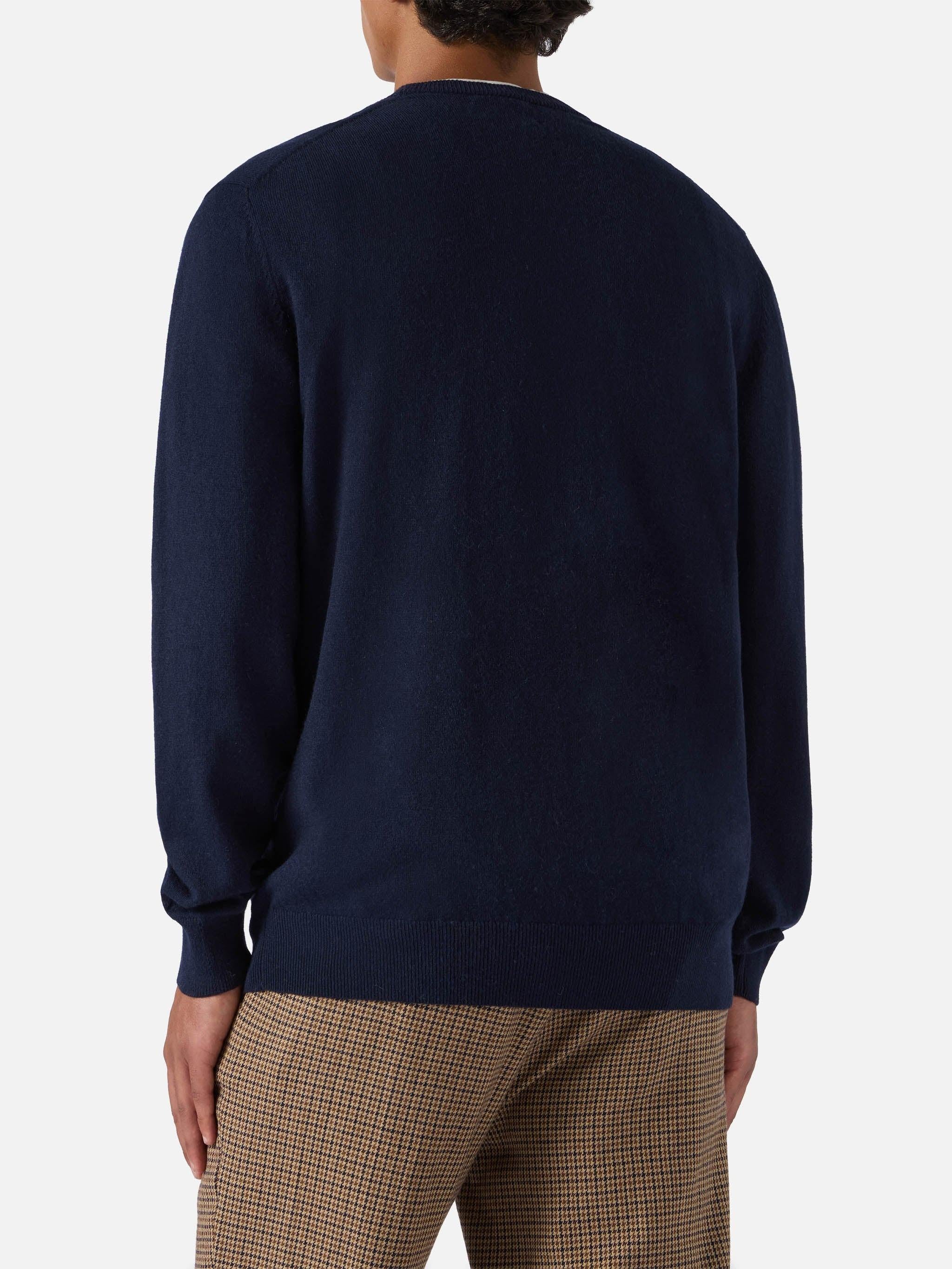 Maglione a girocollo Heron Light con ricamo Sole, wishky e sei in pole position! HER0024 03392I MC2 SAINT BARTH