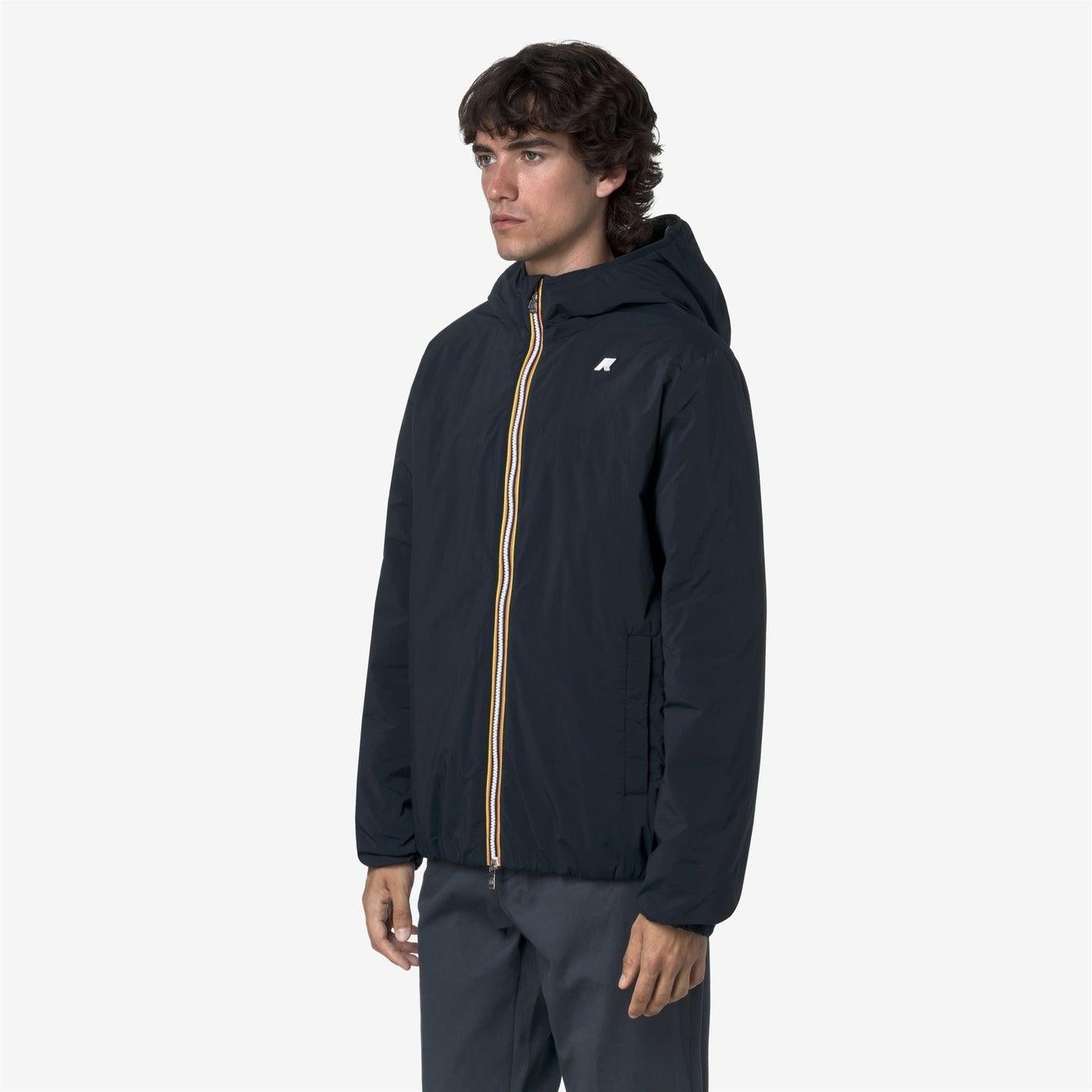 JACK PLAIN WARM<BR/>BLUE DEPTH<BR/>Giacca corta isolante da uomo blu con imbottitura ecologica K2136DW K89 K-WAY