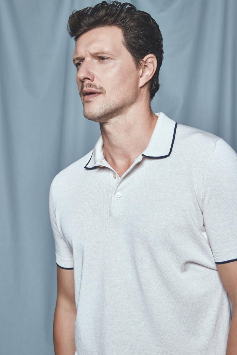 POLO IN MAGLIA CON DETTAGLI A CONTRASTO