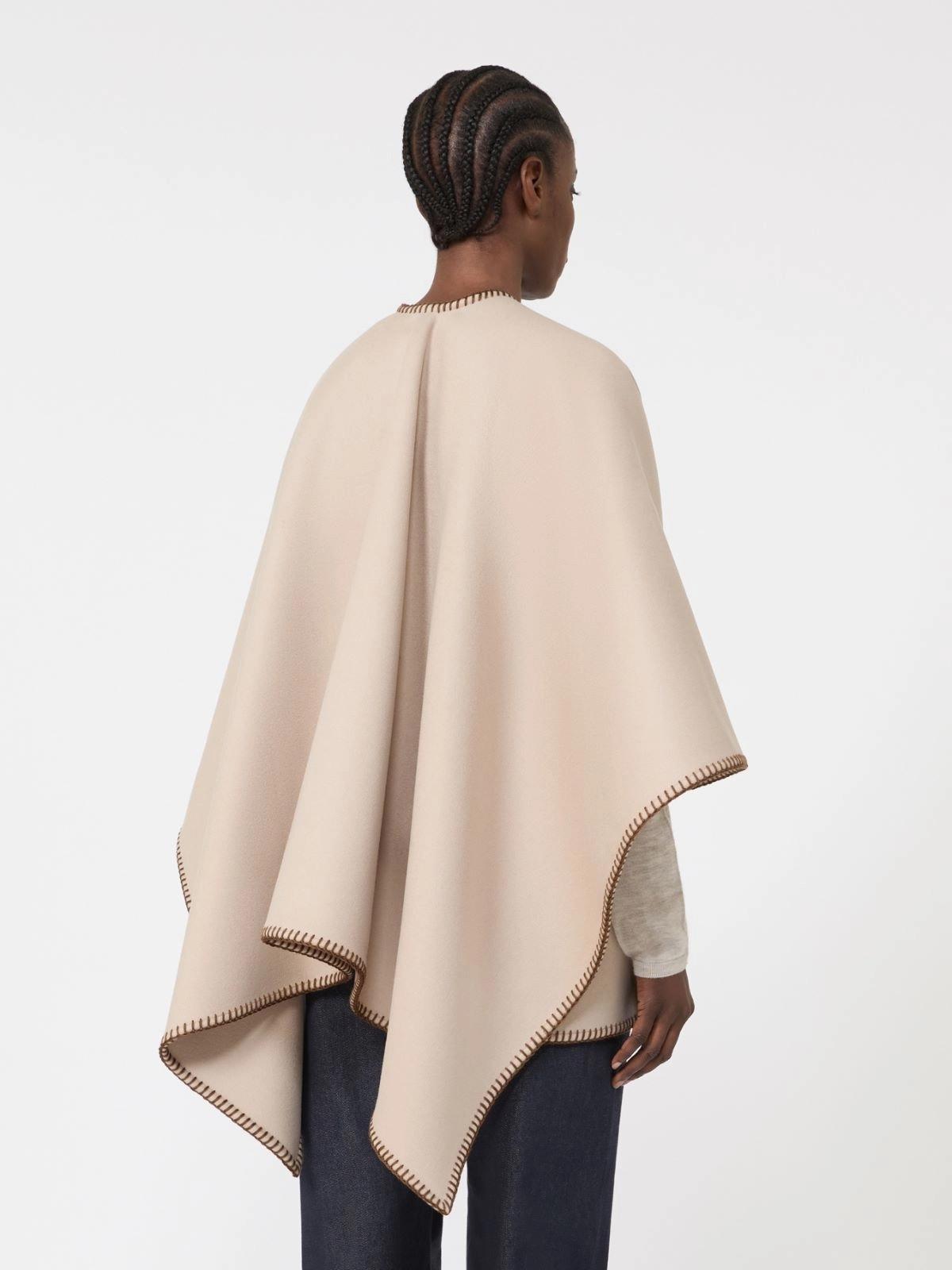 MXACOLOMBA<BR/>Mantella in lana e cachemire con cintura MXACOLOMBA 001 MAX MARA