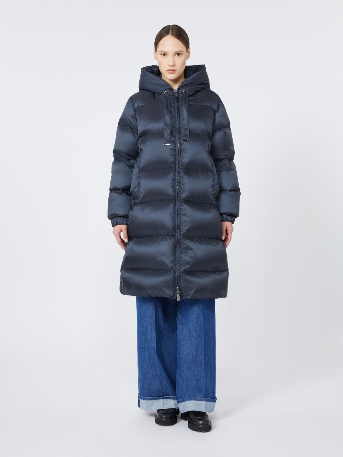 Piumino midi in tela antigoccia<BR/> SEI 008 MAX MARA THE CUBE