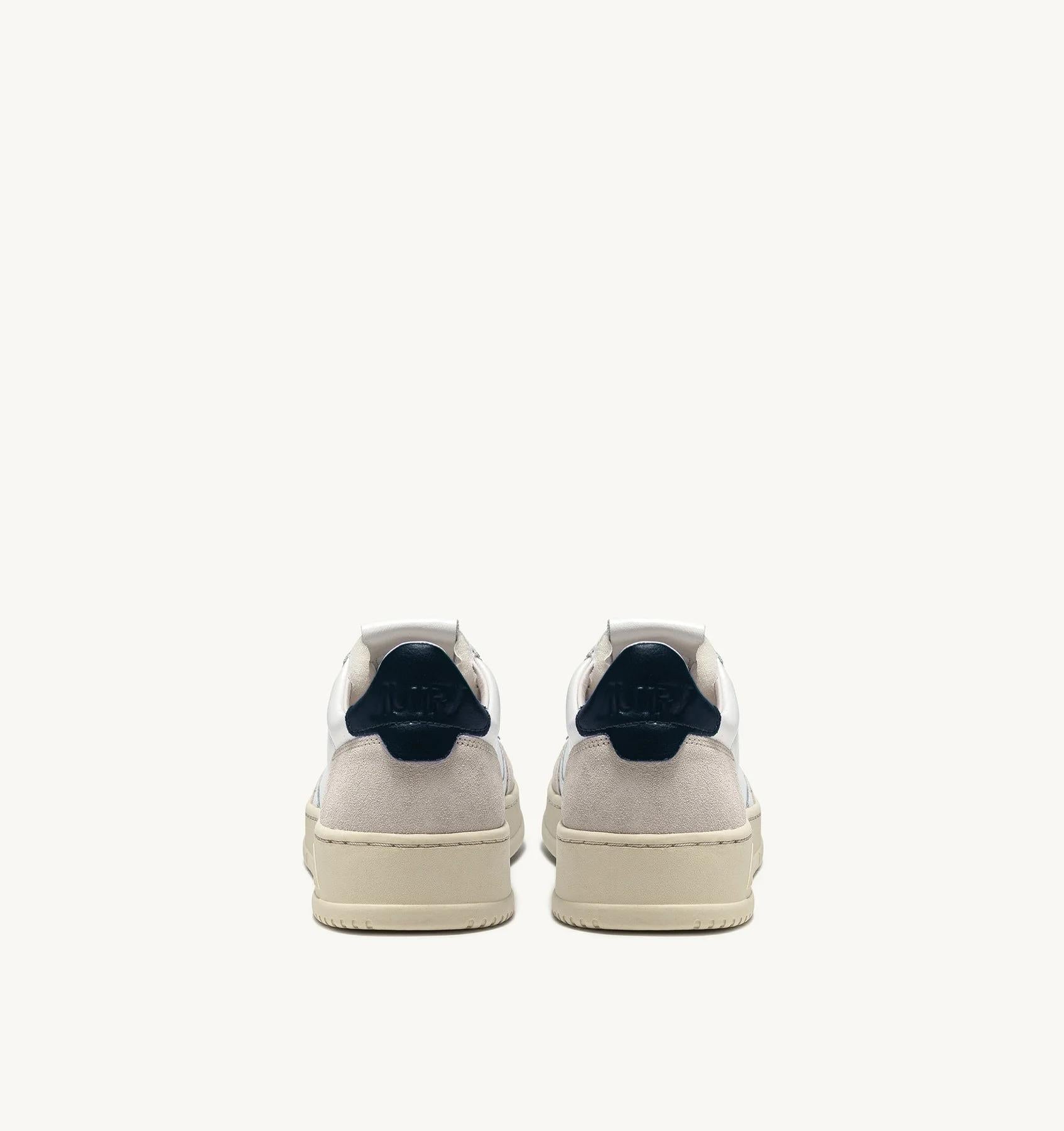 SNEAKERS MEDALIST LOW IN PELLE BIANCA E BLU E SUEDE BEIGE AULM LS28 AUTRY ACTION SHOES