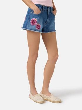 Shorts Musa in denim con patch floreali ricamate<BR/> MUS0001 02196L MC2 SAINT BARTH