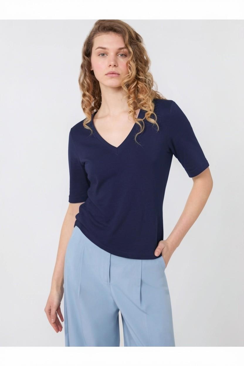 T-shirt a V in jersey di lino stretch WKDOPZIONE 003 WEEKEND