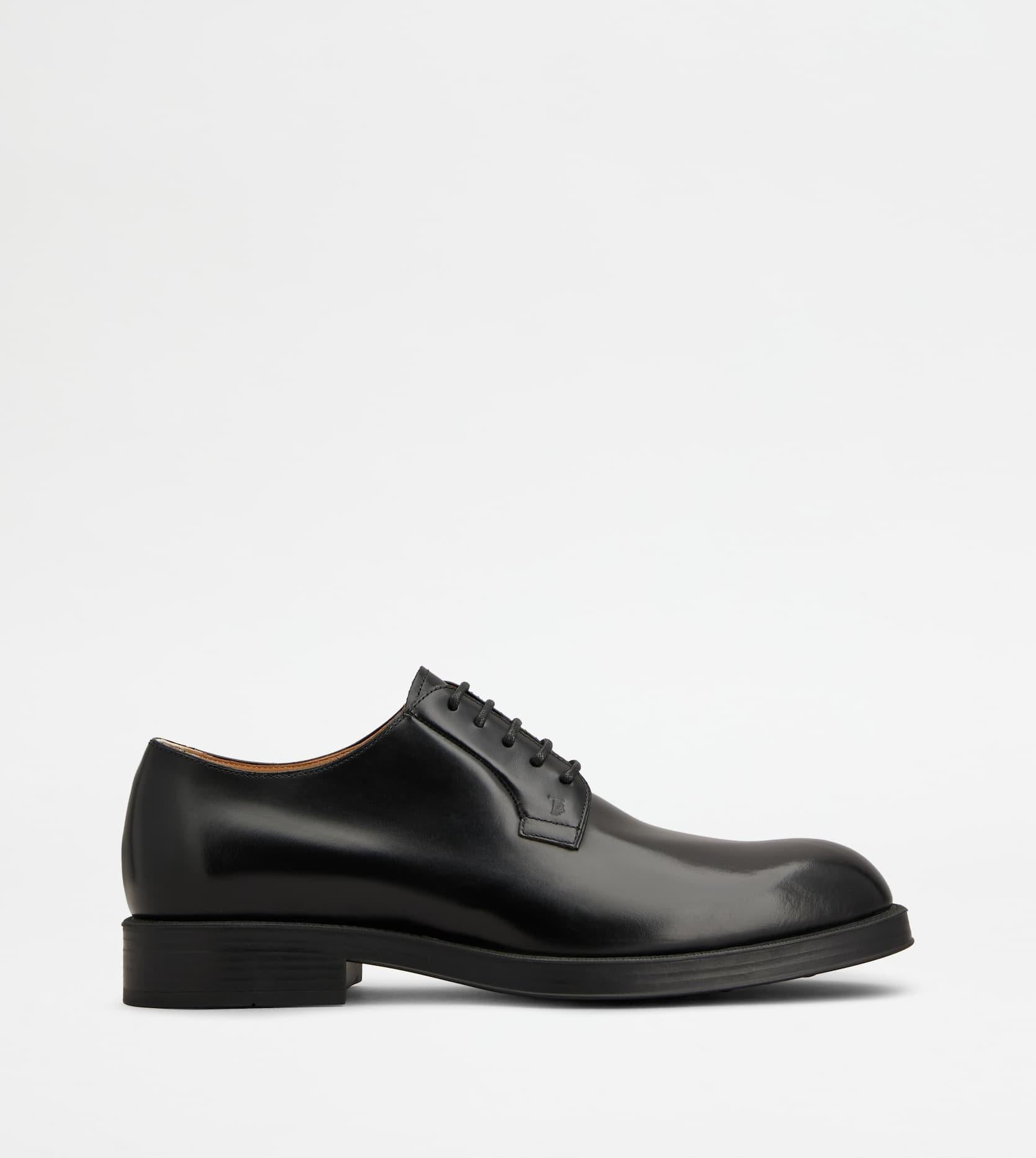 Stringata in Pelle XXM75L0JK80LYG B999 TOD'S