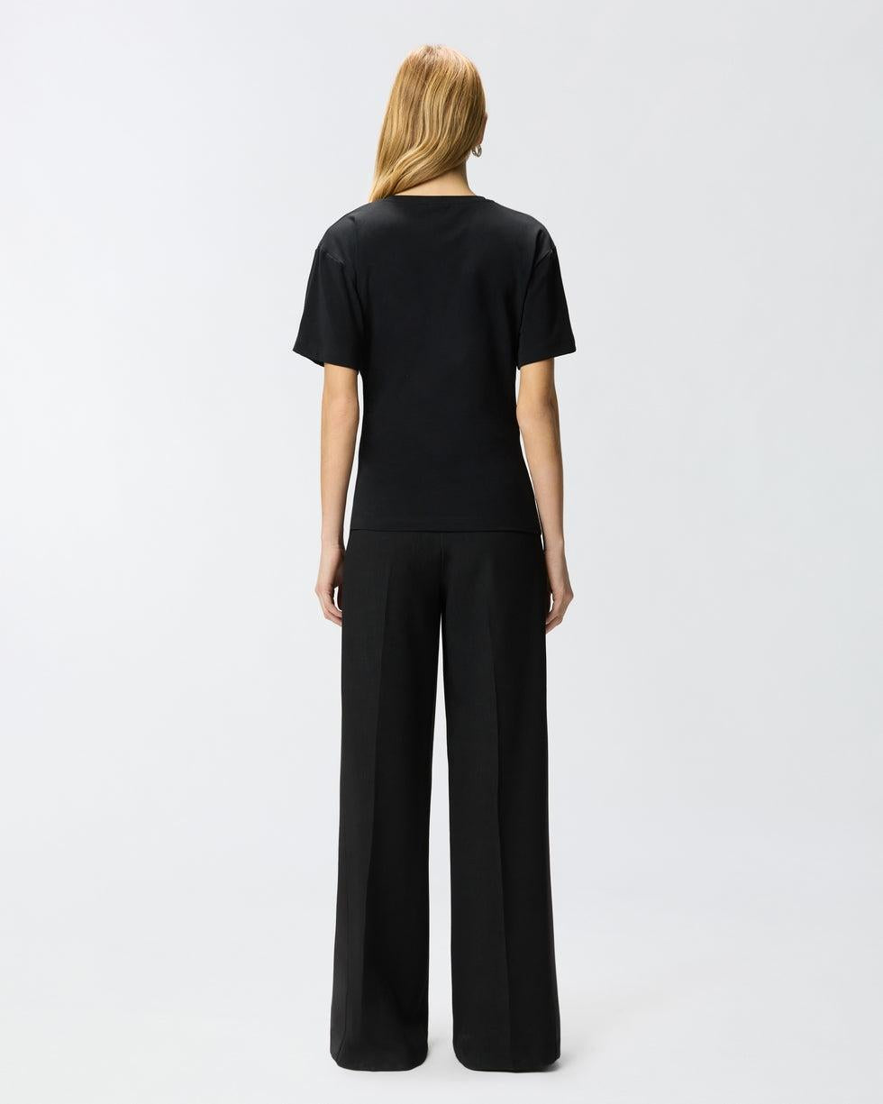T-shirt con drappeggio e dettaglio dorato<BR/> 106455A35D Z99 PINKO
