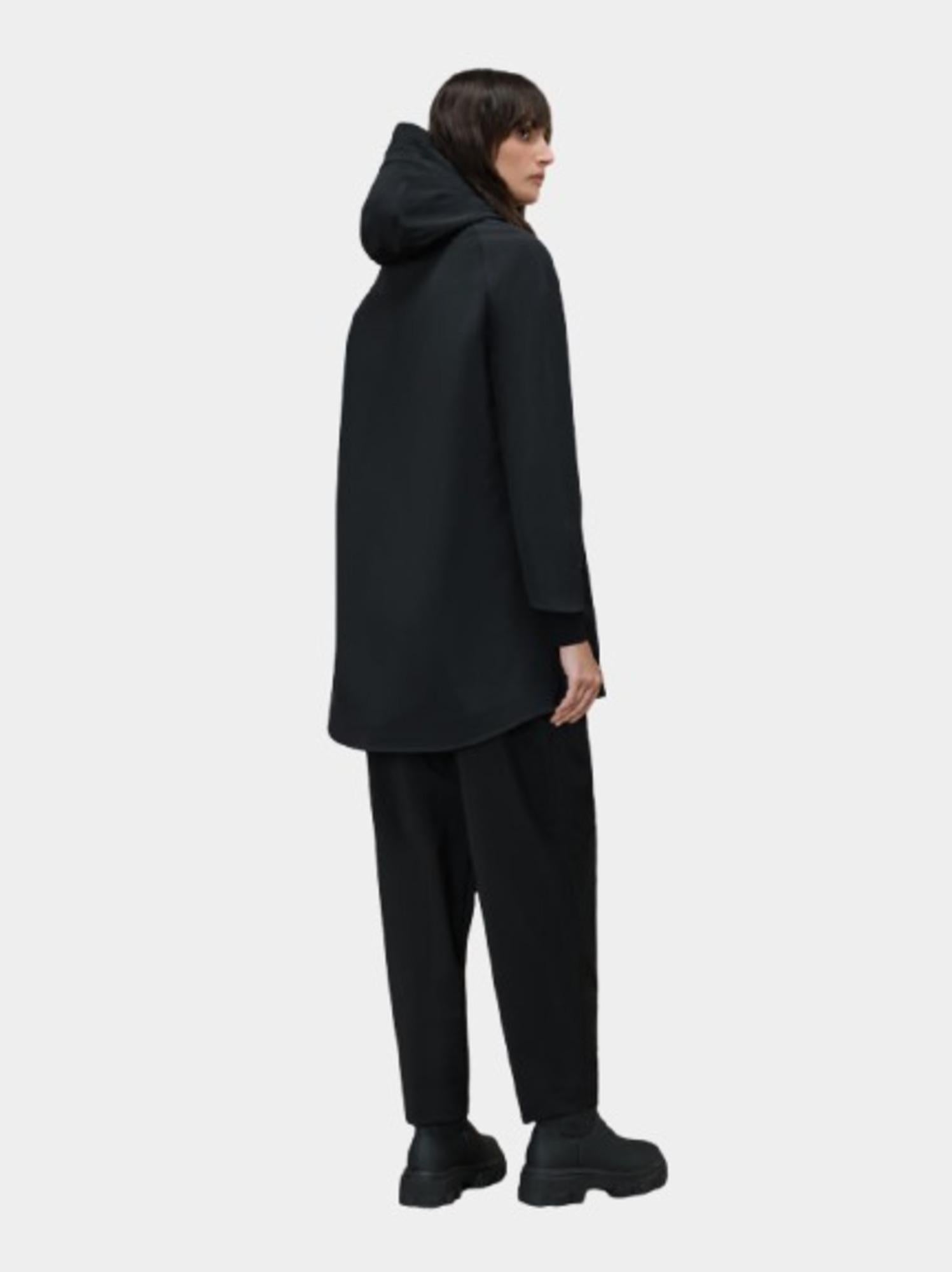 Parka donna in tessuto tecnico impermeabile
