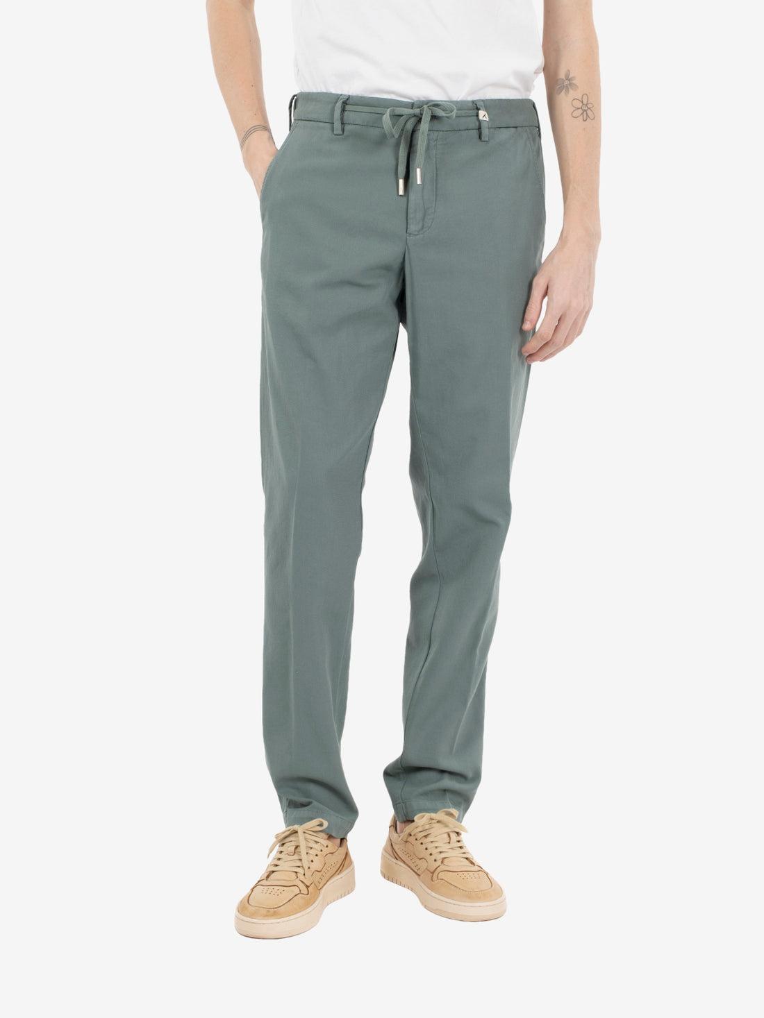 Pantaloni in ice cotton verde salvia<BR/> 26M12L75 26 MYTHS