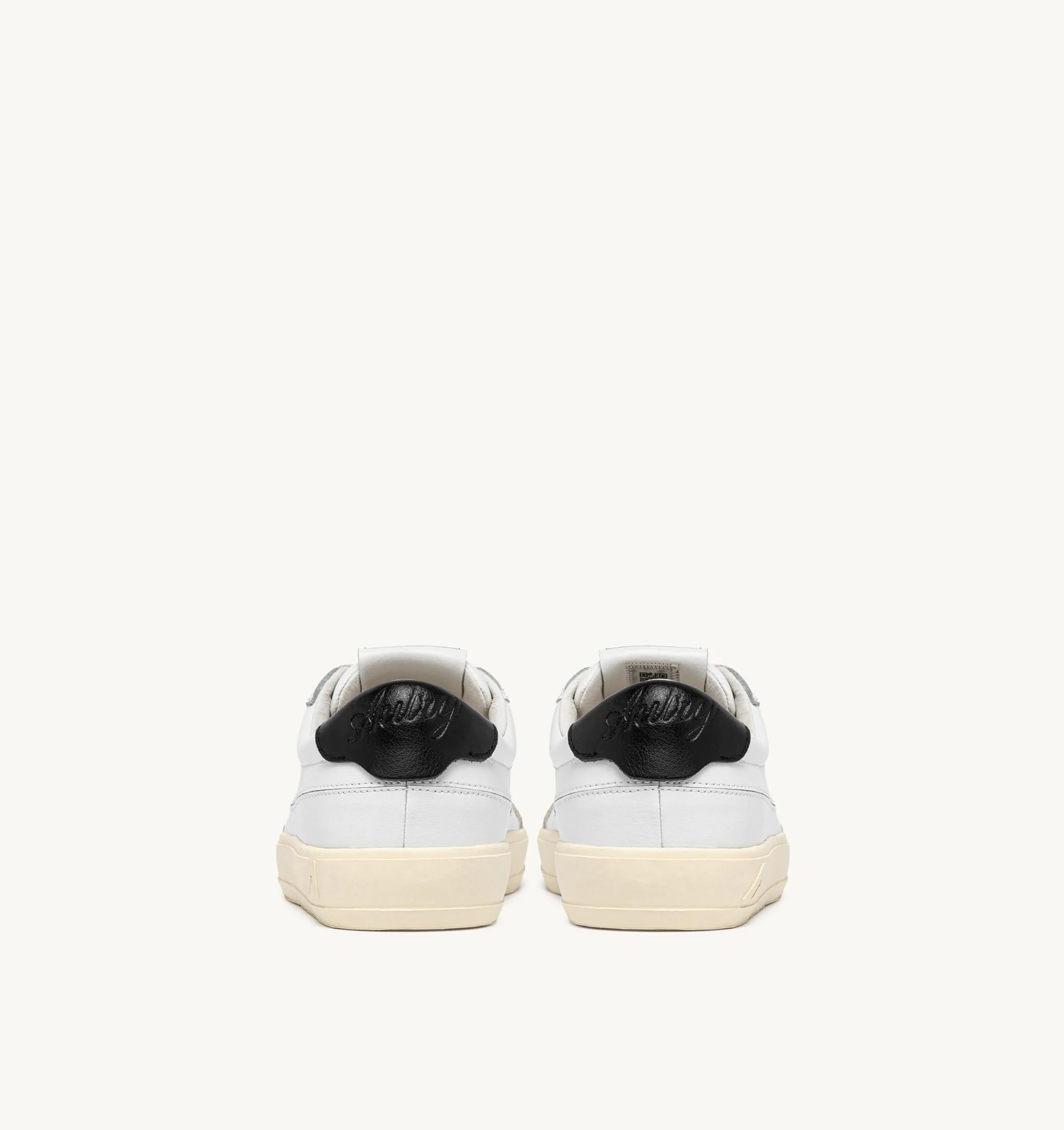 SNEAKERS WINDSCAPE LOW IN PELLE BIANCA E NERA<BR/> SCLM UK02 AUTRY ACTION SHOES