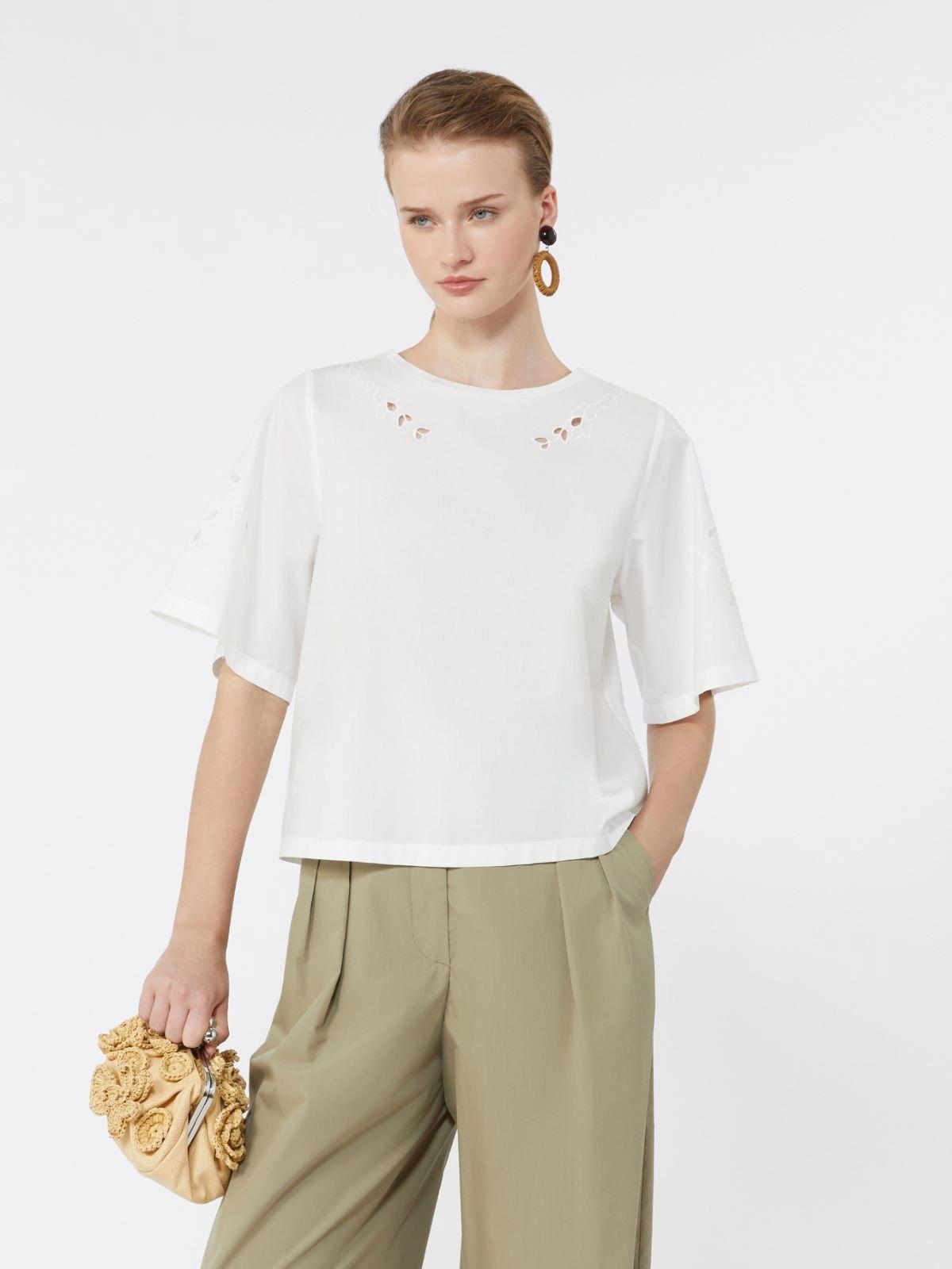 Top in popeline di cotone con ricami - BIANCO<BR/> WKDTARGA 001 WEEKEND