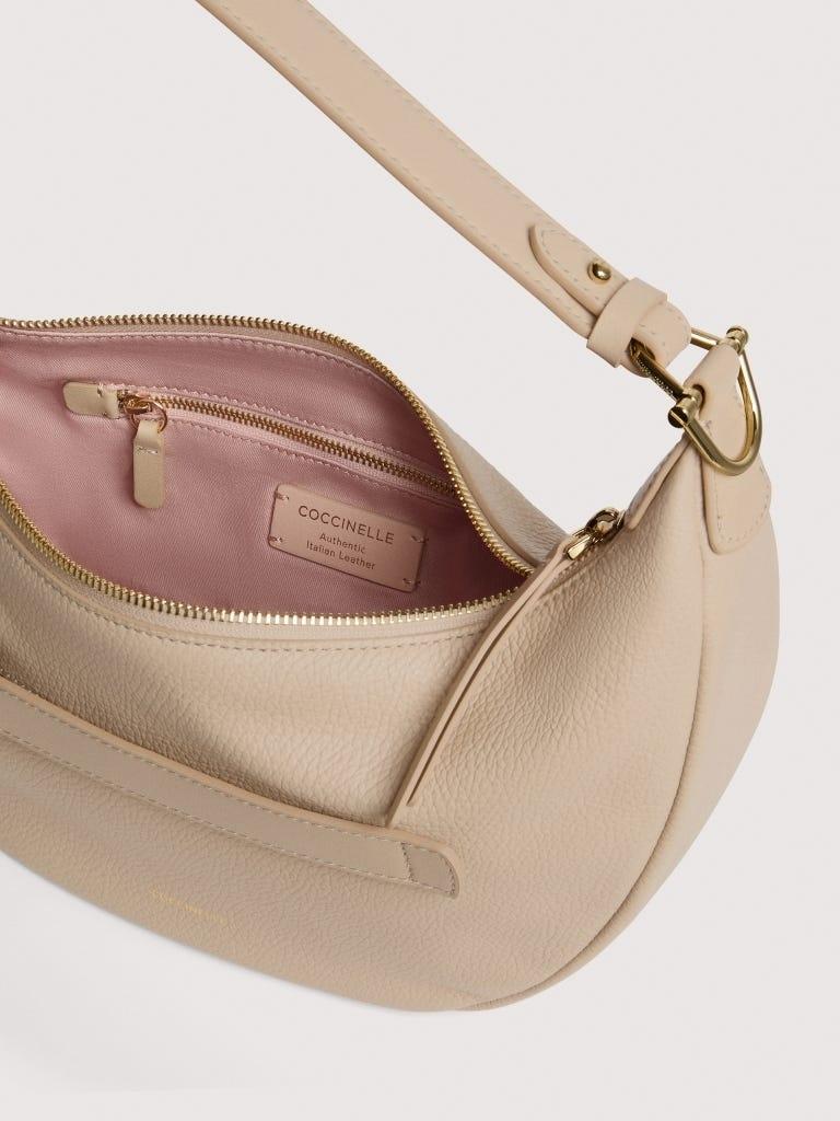 Coccinelle Paki medium<BR/> E1U4A150201 N64 COCCINELLE