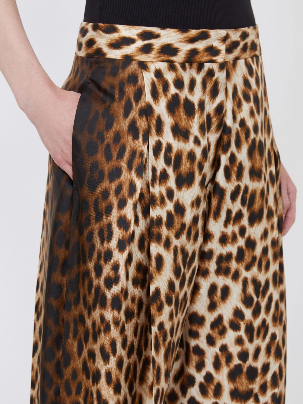 Pantalone in pura seta animalier - Cammello<BR/> SPXOBLO 001 SPORTMAX