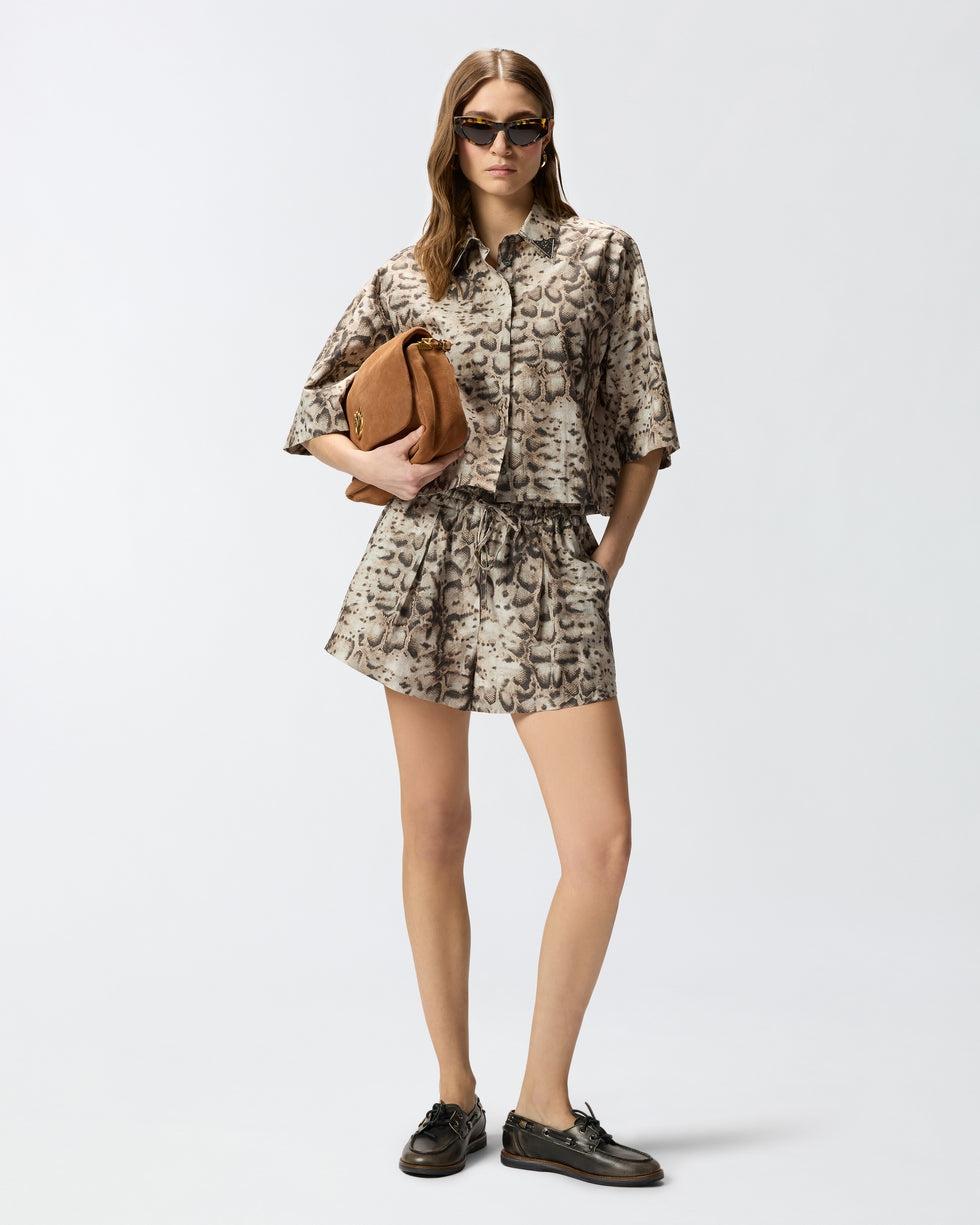 Shorts con motivo snake<BR/> 106964A3B1 CZ9 PINKO