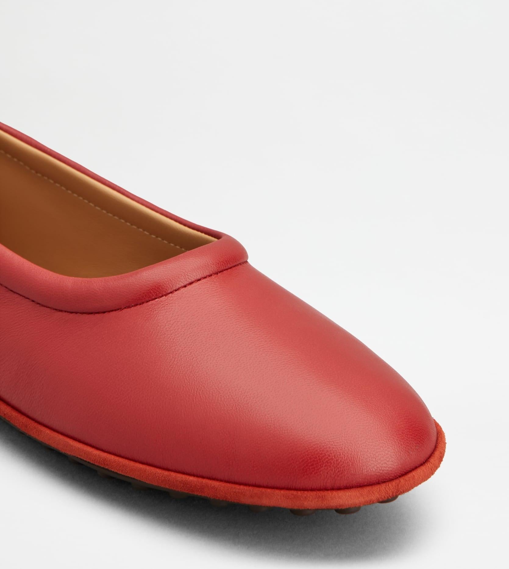 Ballerina Metal Dots in Nappa<BR/> XXW04M0KC50SWZ ZZZQ TOD'S
