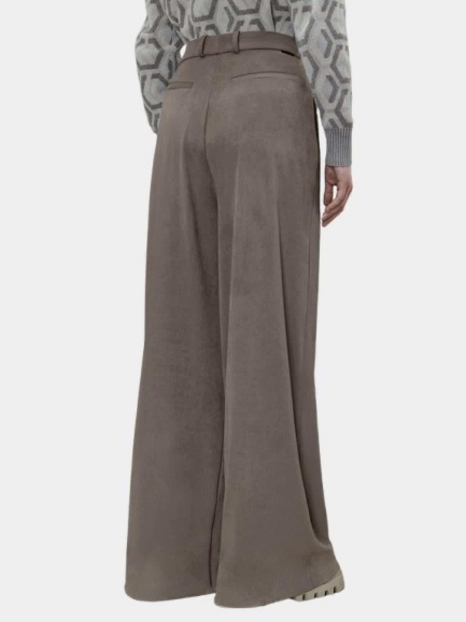 Pantalone donna in tessuto tecnico gamba larga