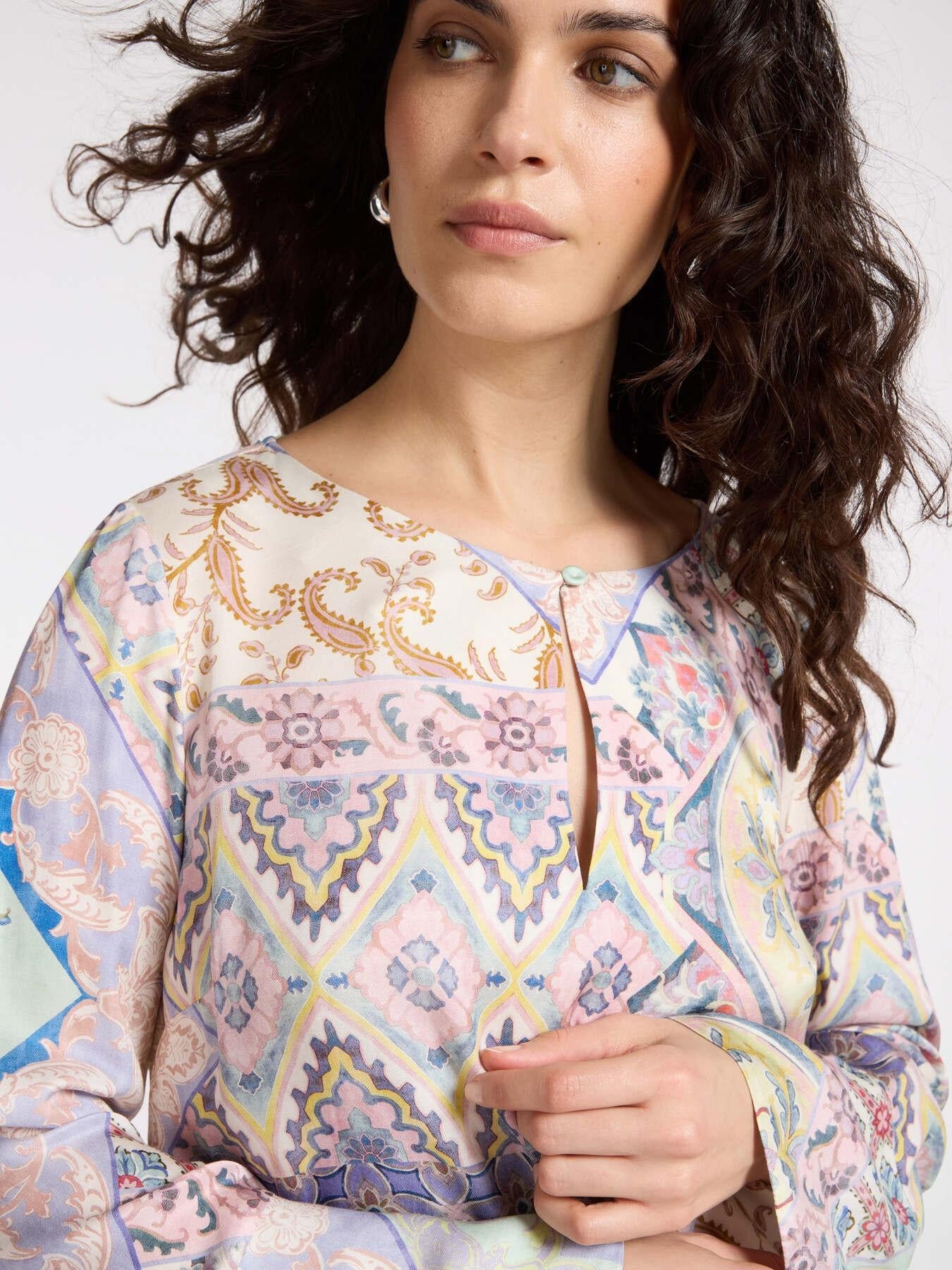 Blusa con stampa bandana<BR/> 2161P100222N 43 ELENA MIRO