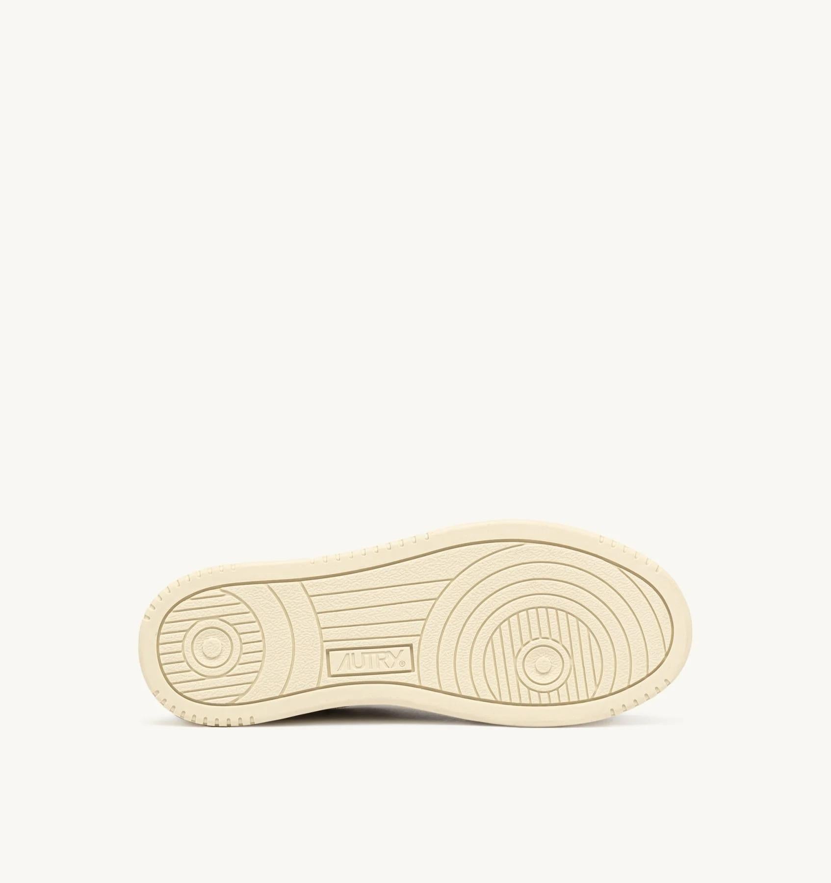 SNEAKERS MEDALIST LOW TRICOLOR IN SUEDE CELESTE CLAUDIA E SPONGE<BR/> AULW TS18 AUTRY ACTION SHOES