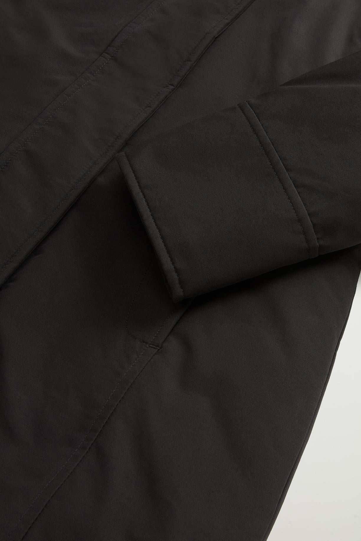 Boulder Parka in Ramar Cloth con cappuccio e collo removibile in pelliccia sintetica<BR/> CFWWOU0724FRUT0001 BLK WOOLRICH