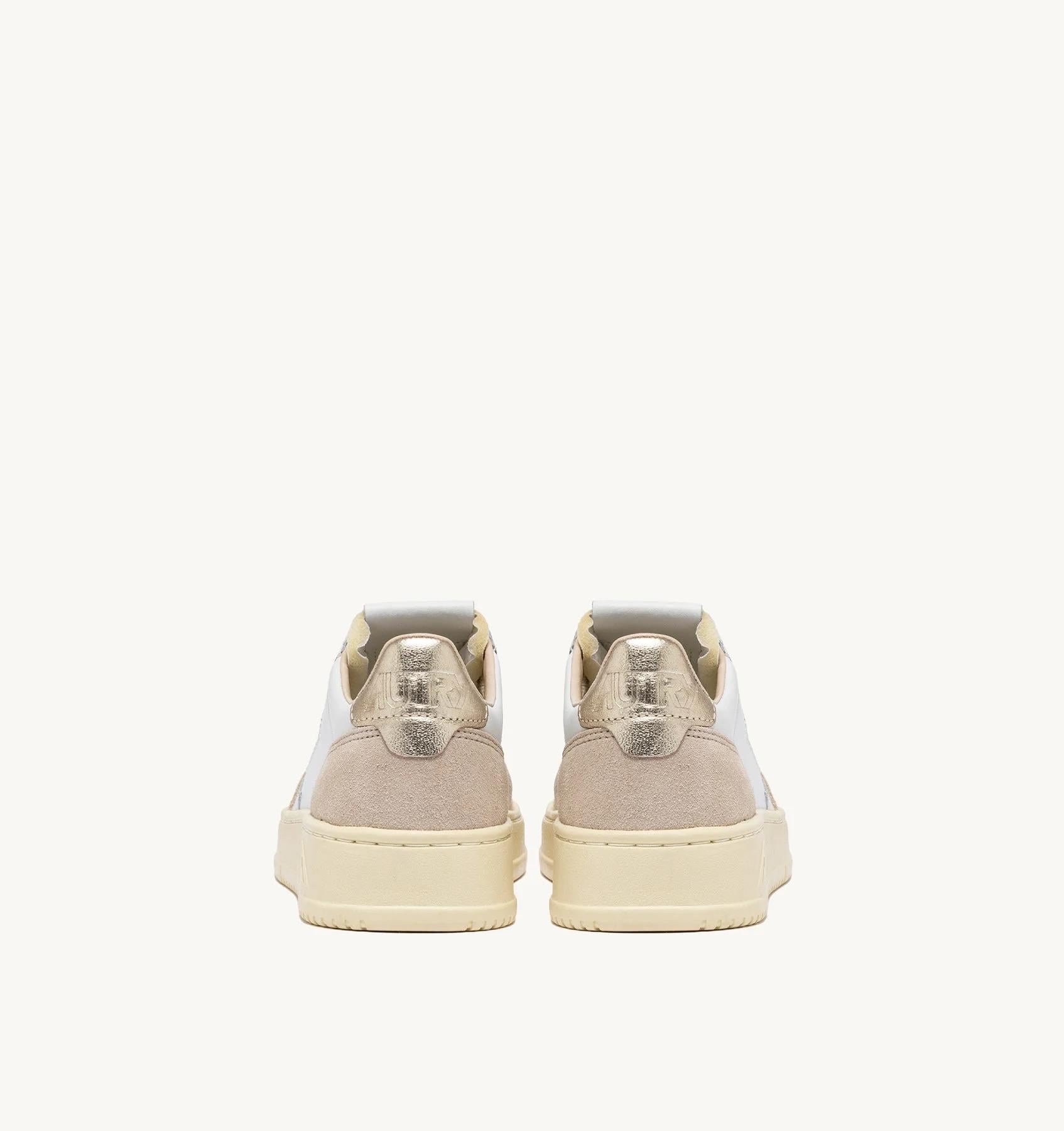 SNEAKERS MEDALIST LOW IN PELLE E SUEDE BIANCA E ORO<BR/> AULW LS75 AUTRY ACTION SHOES