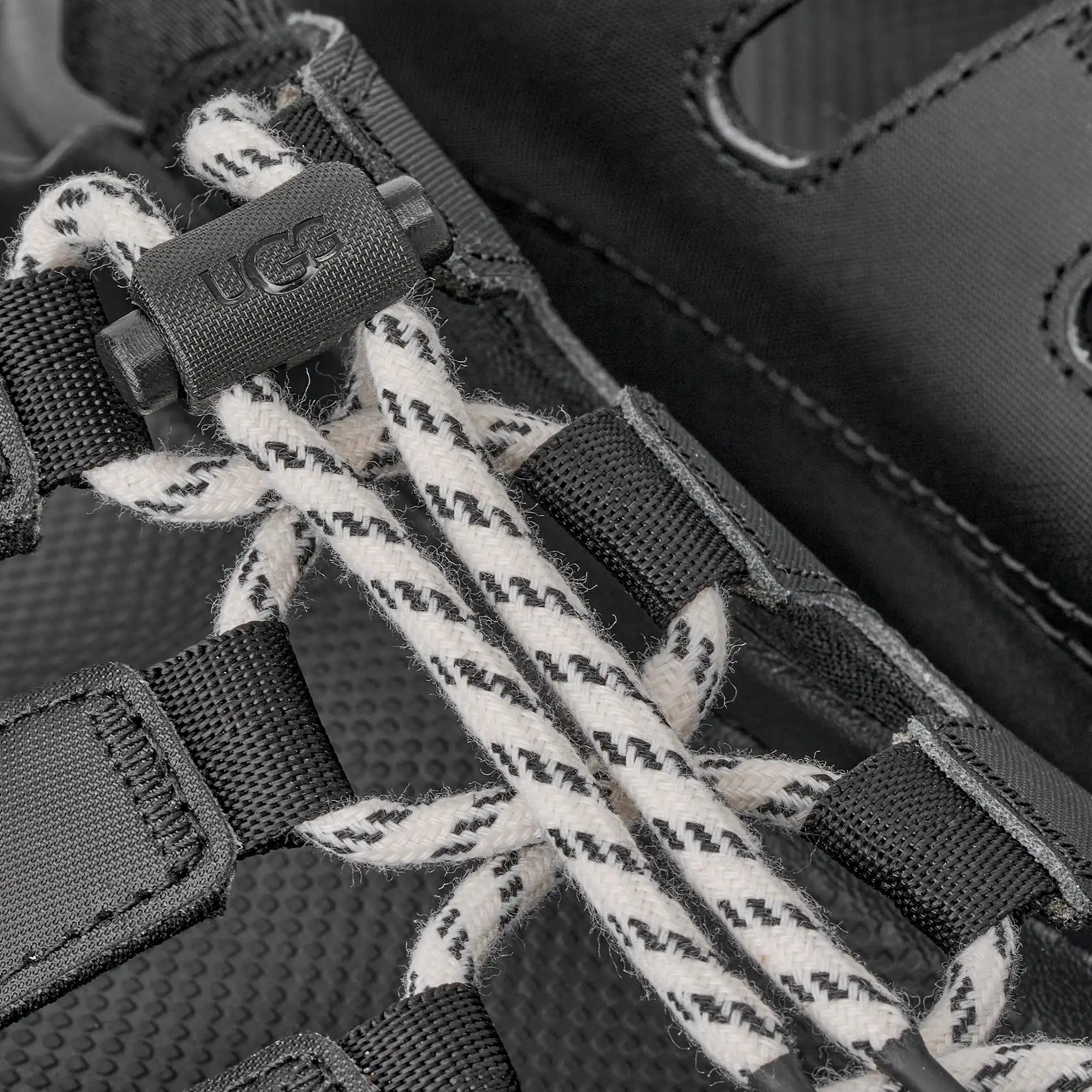 Donna Sandali GoldenGlow Toggle<BR/> 1179370 BLK UGG